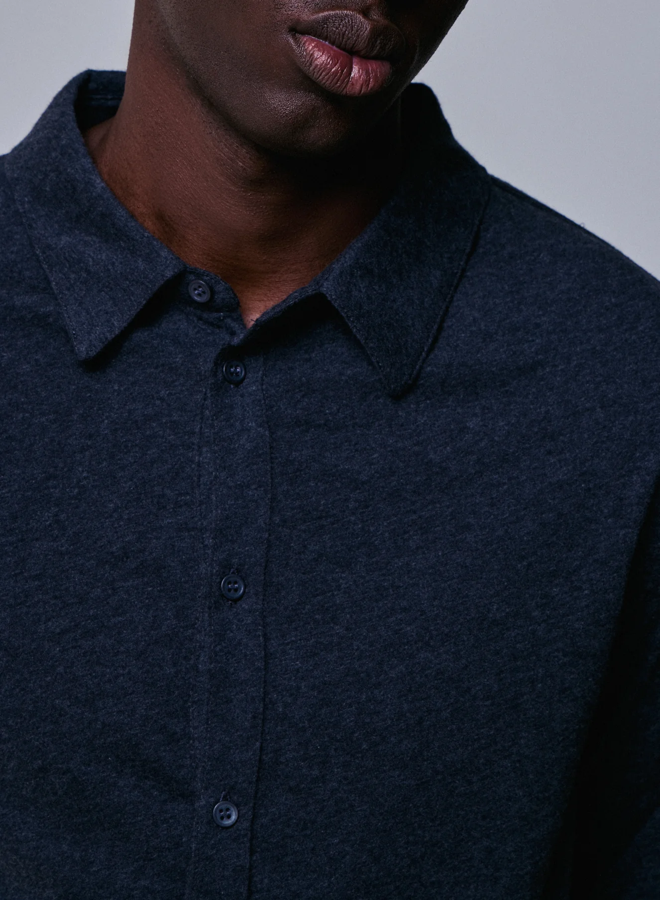 Chemise Noire Chinée Manches Longues en Deluxe Coton - Image 3