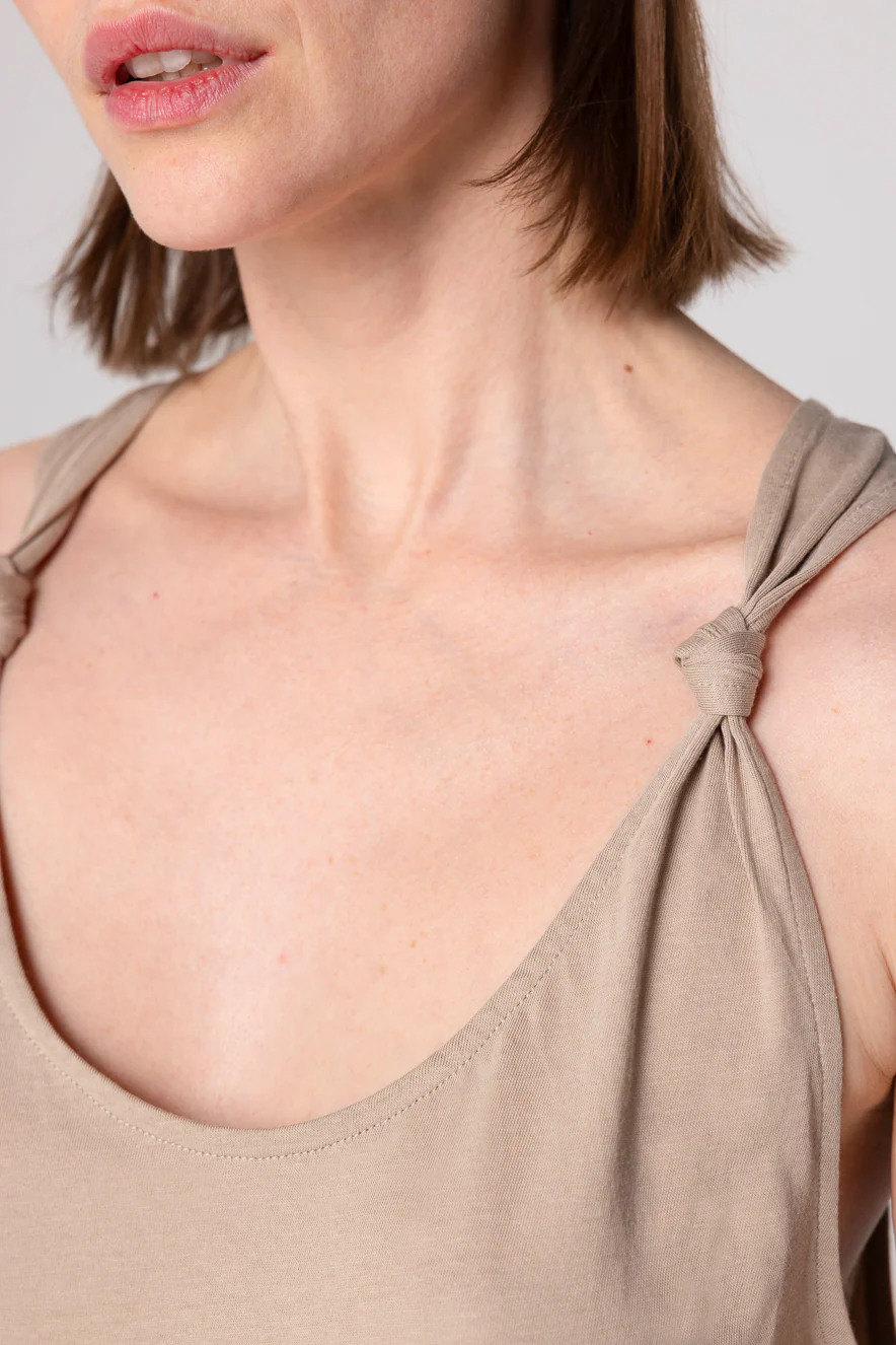 Débardeur Beige Col Rond Sans Manches en Coton Supima - Image 5