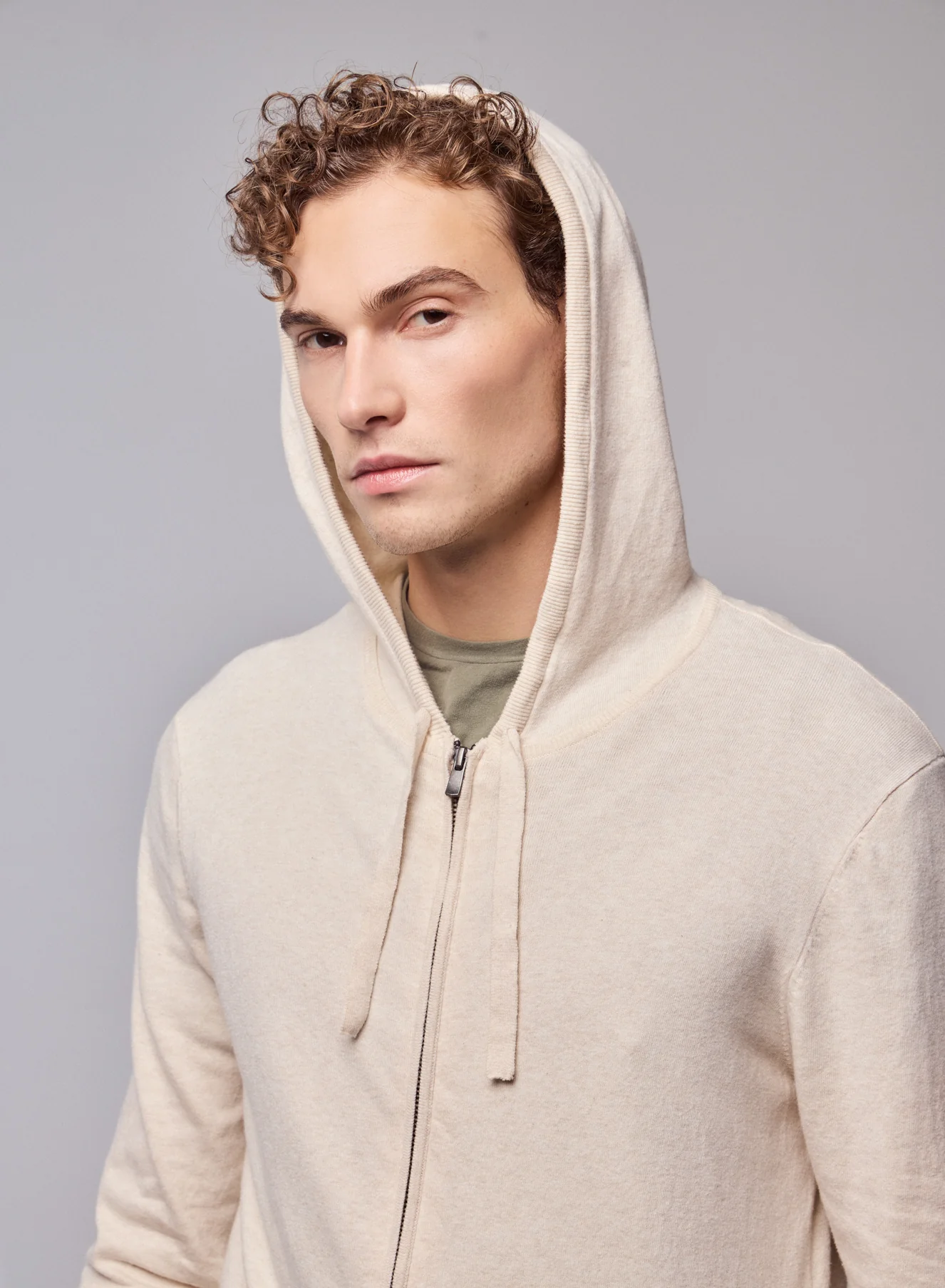 Gilet Beige Capuche Manches Longues en Coton organique / Elasthanne - Image 3