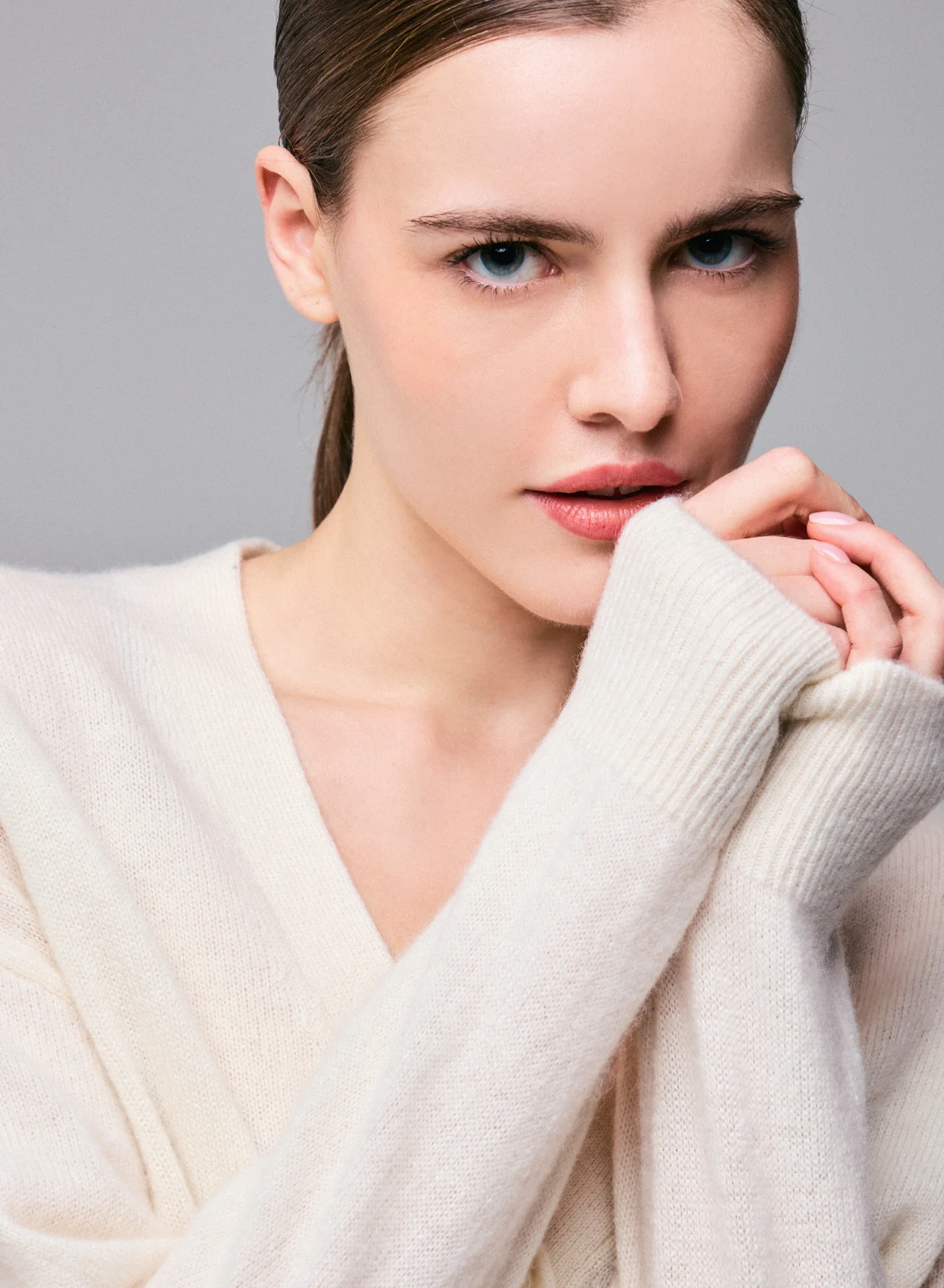 Gilet Milk Col V Manches Longues en Laine / Soie / Cachemire - Image 4