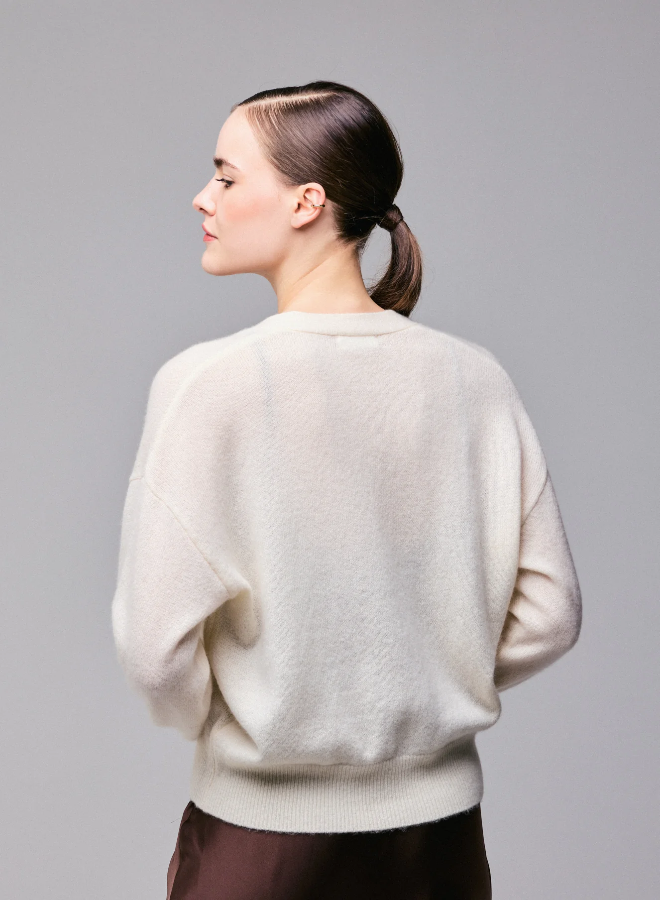 Gilet Milk Col V Manches Longues en Laine / Soie / Cachemire - Image 6