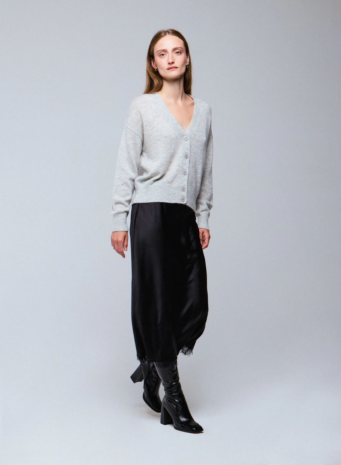 Gilet Gris Col V Manches Longues en Laine / Soie / Cachemire - Image 4