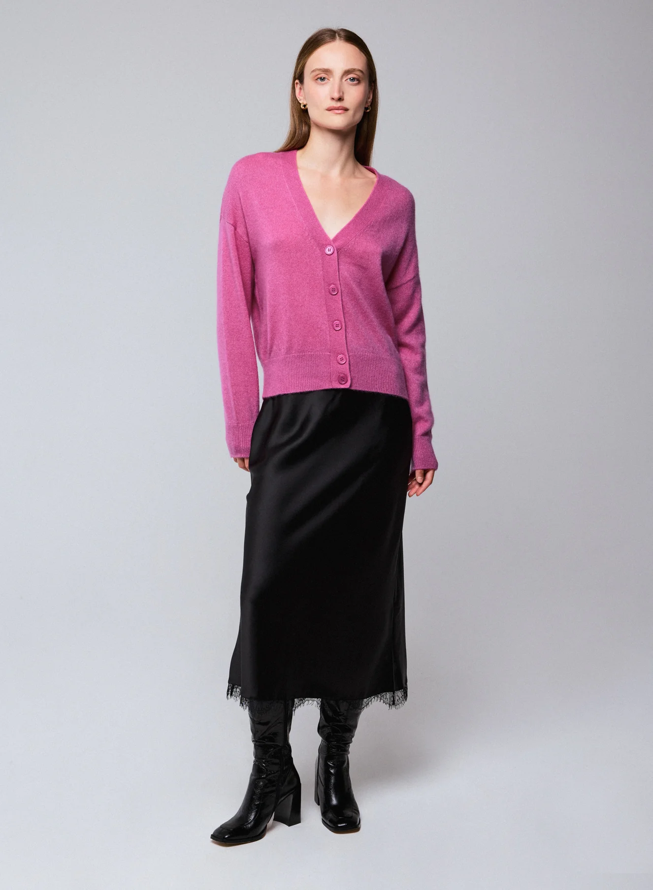 Gilet Rose Col V Manches Longues en Laine / Soie / Cachemire - Image 3