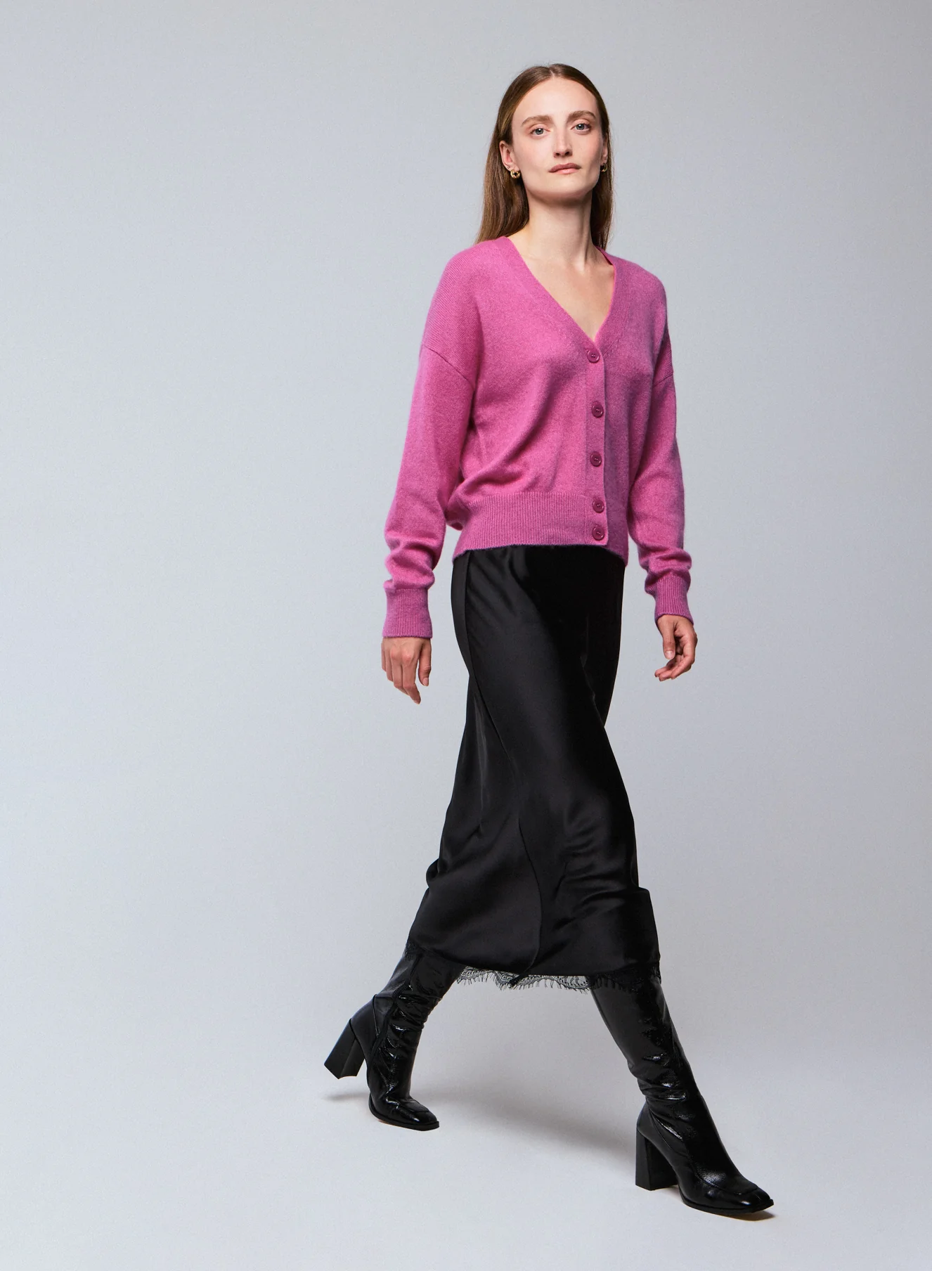 Gilet Rose Col V Manches Longues en Laine / Soie / Cachemire - Image 4
