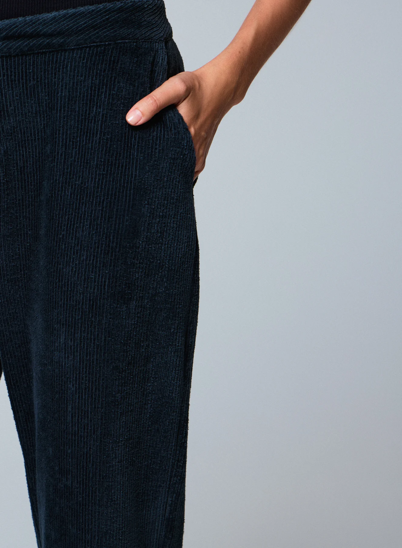 Pantalon Gris en Coton Organique / Polyester - Image 3