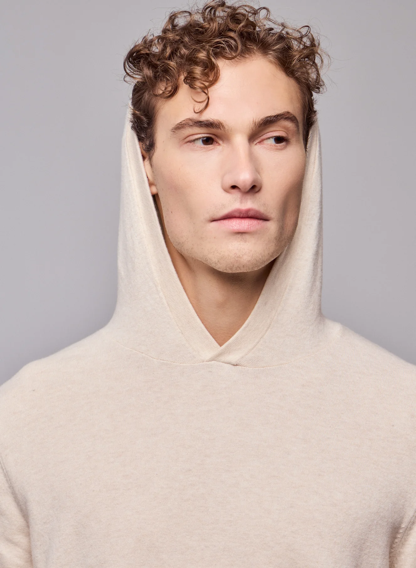 Pull Beige Capuche Manches Longues en Coton organique / Elasthanne - Image 3
