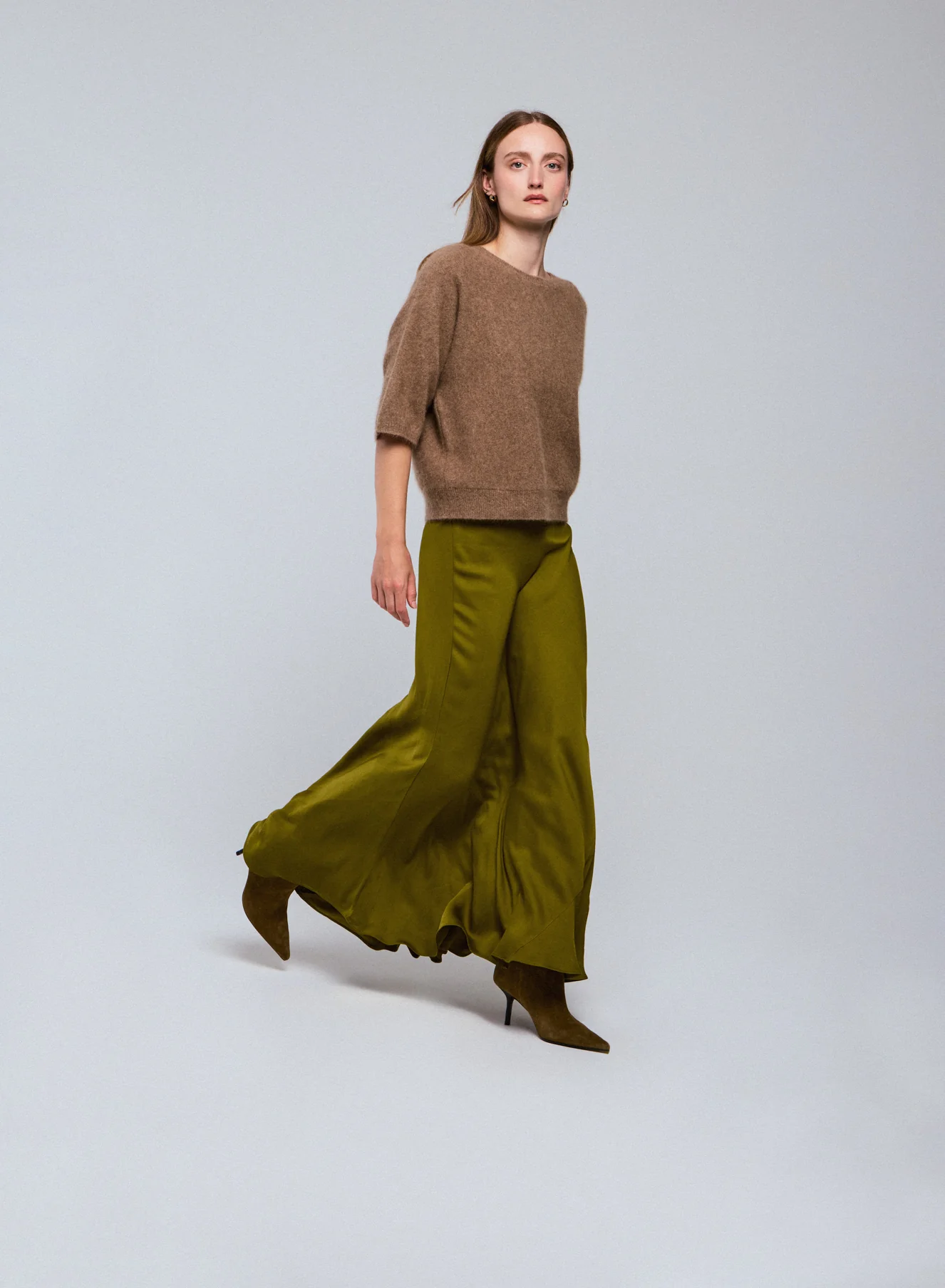 Pull Beige Col Rond Manches Kimono en Raccoon / Polyamide - Image 4
