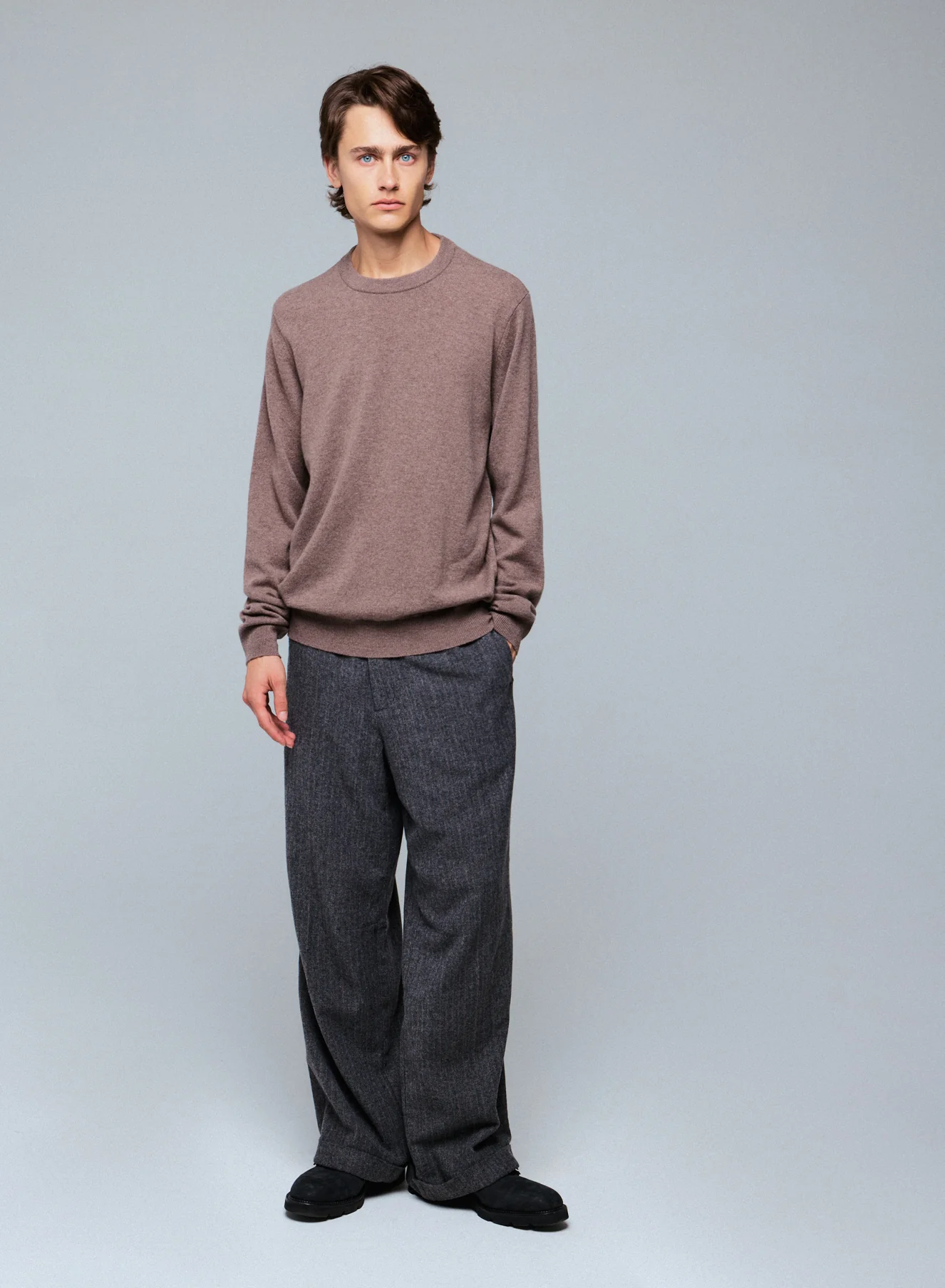Pull Marron Col Rond Manches Longues en Cachemire - Image 5