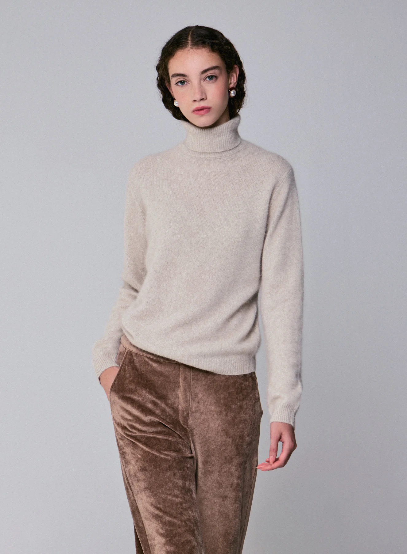 Pull Beige Col Roulé Manches Longues en Laine / Fox / Polyamide