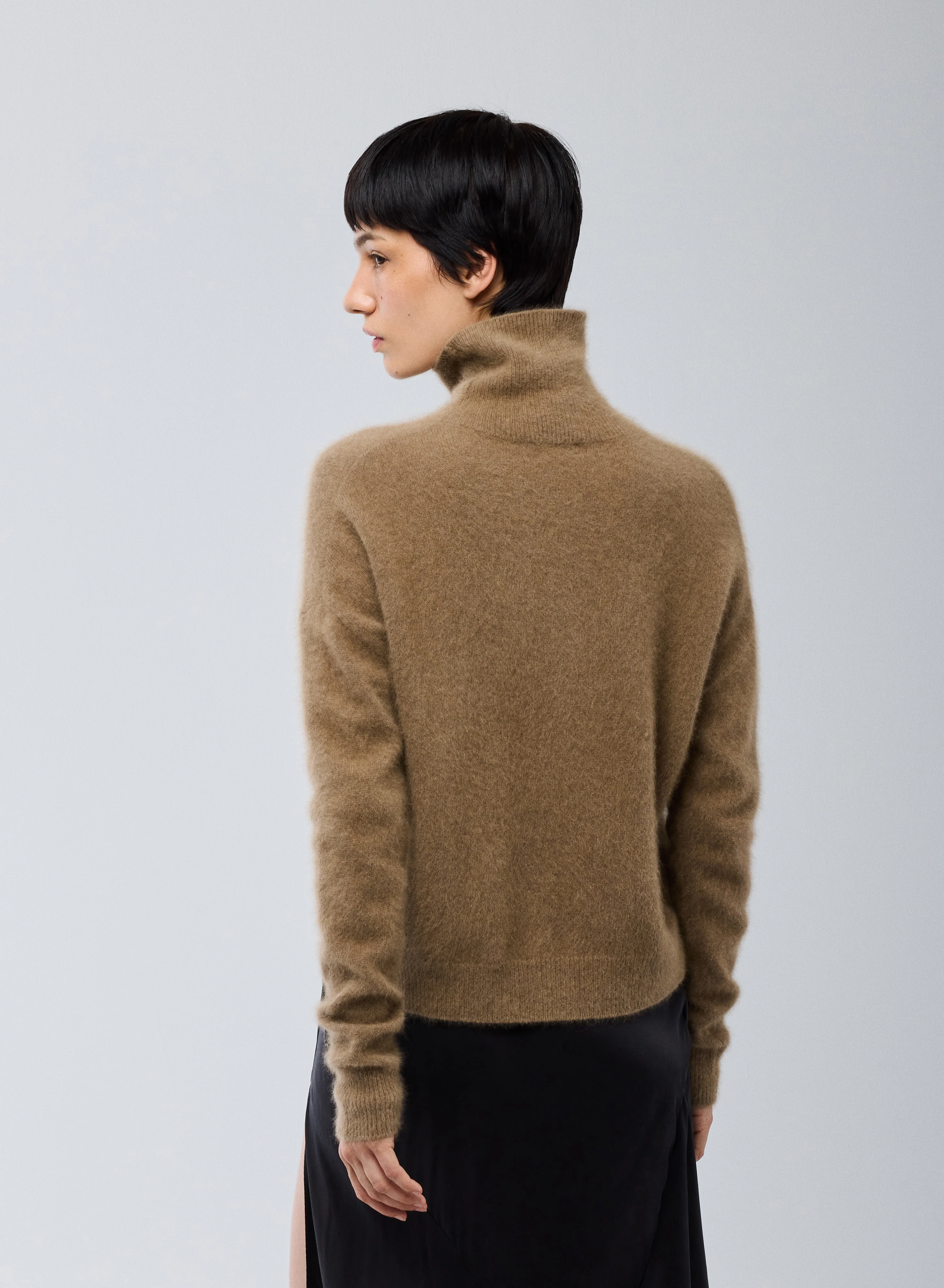 Pull Beige Col Roulé Manches Longues en Raccon wool / Polyamide - Image 4