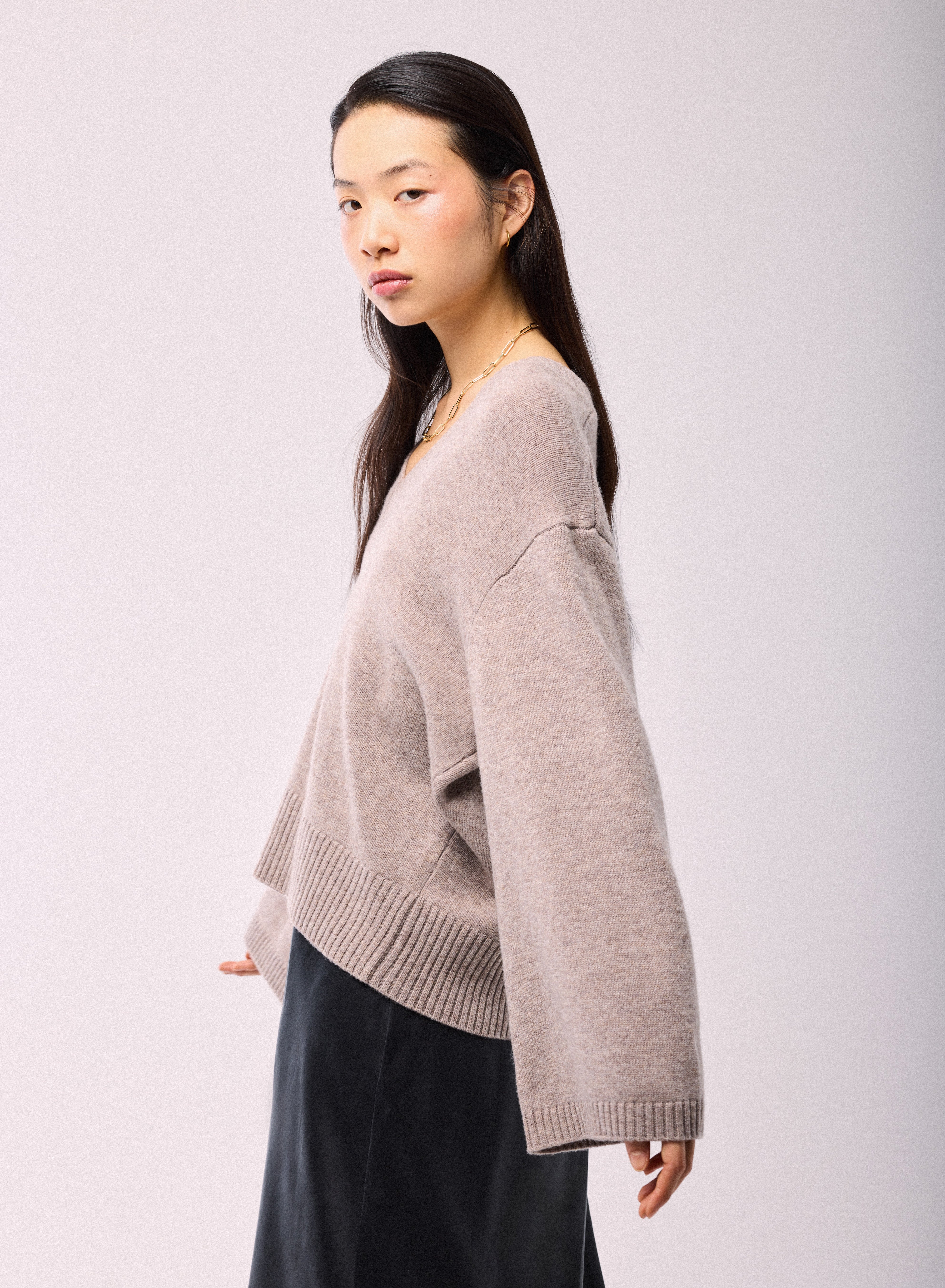 Pull Marron Col V Manches Longues en Laine merinos - Image 5