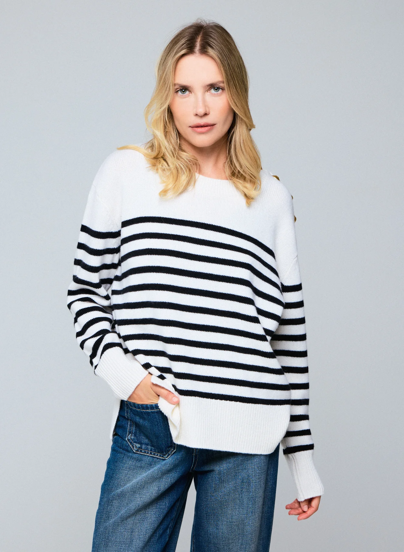 Pull Marinière Noir / Beige Col Rond Manches Longues en Laine / Cachemire