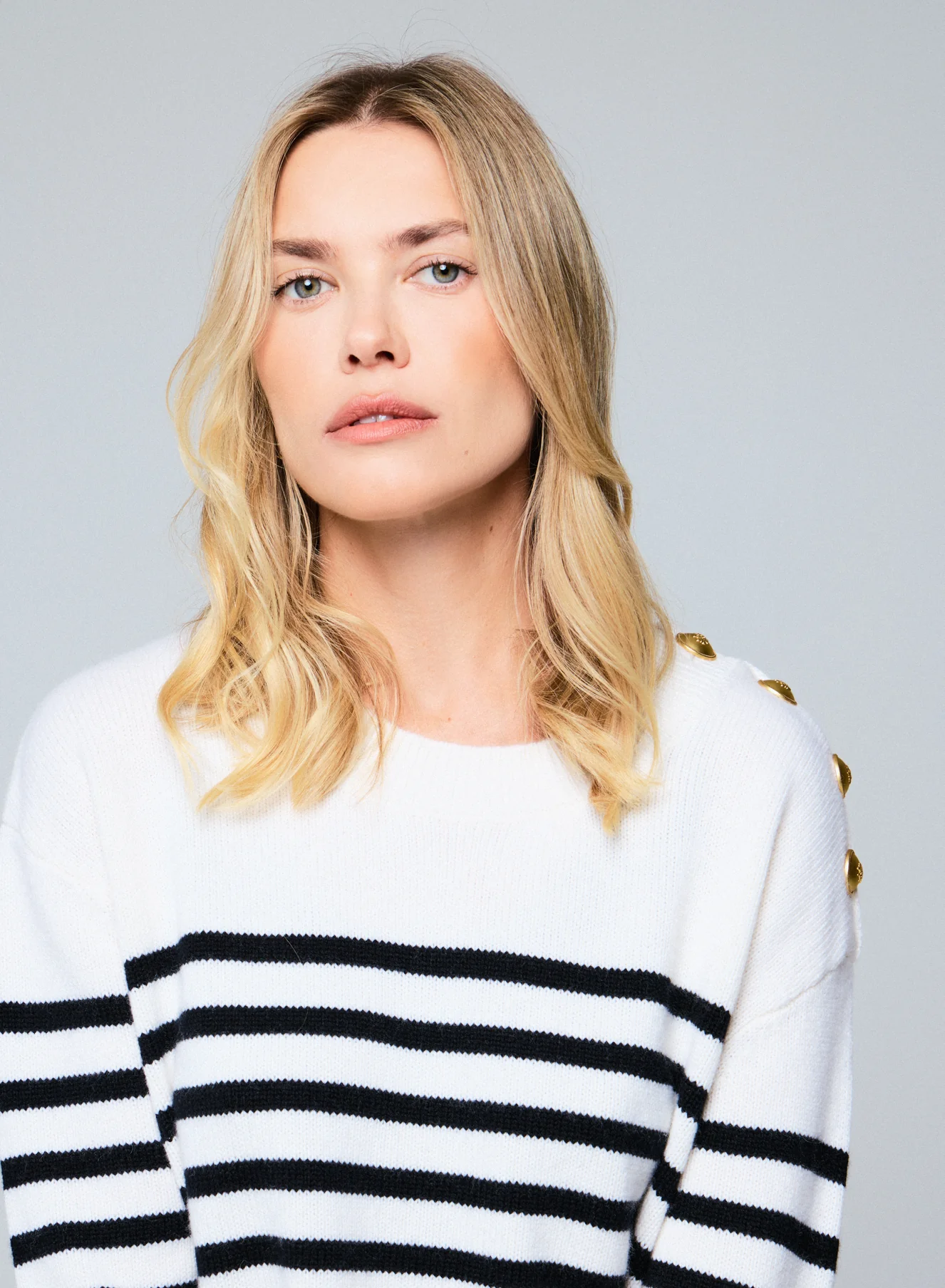 Pull Marinière Noir / Beige Col Rond Manches Longues en Laine / Cachemire - Image 2