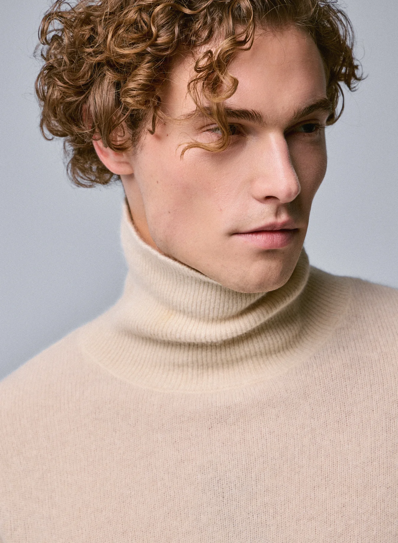 Pull Milk Col Roulé Manches Longues en Raccon wool / Polyamide - Image 3