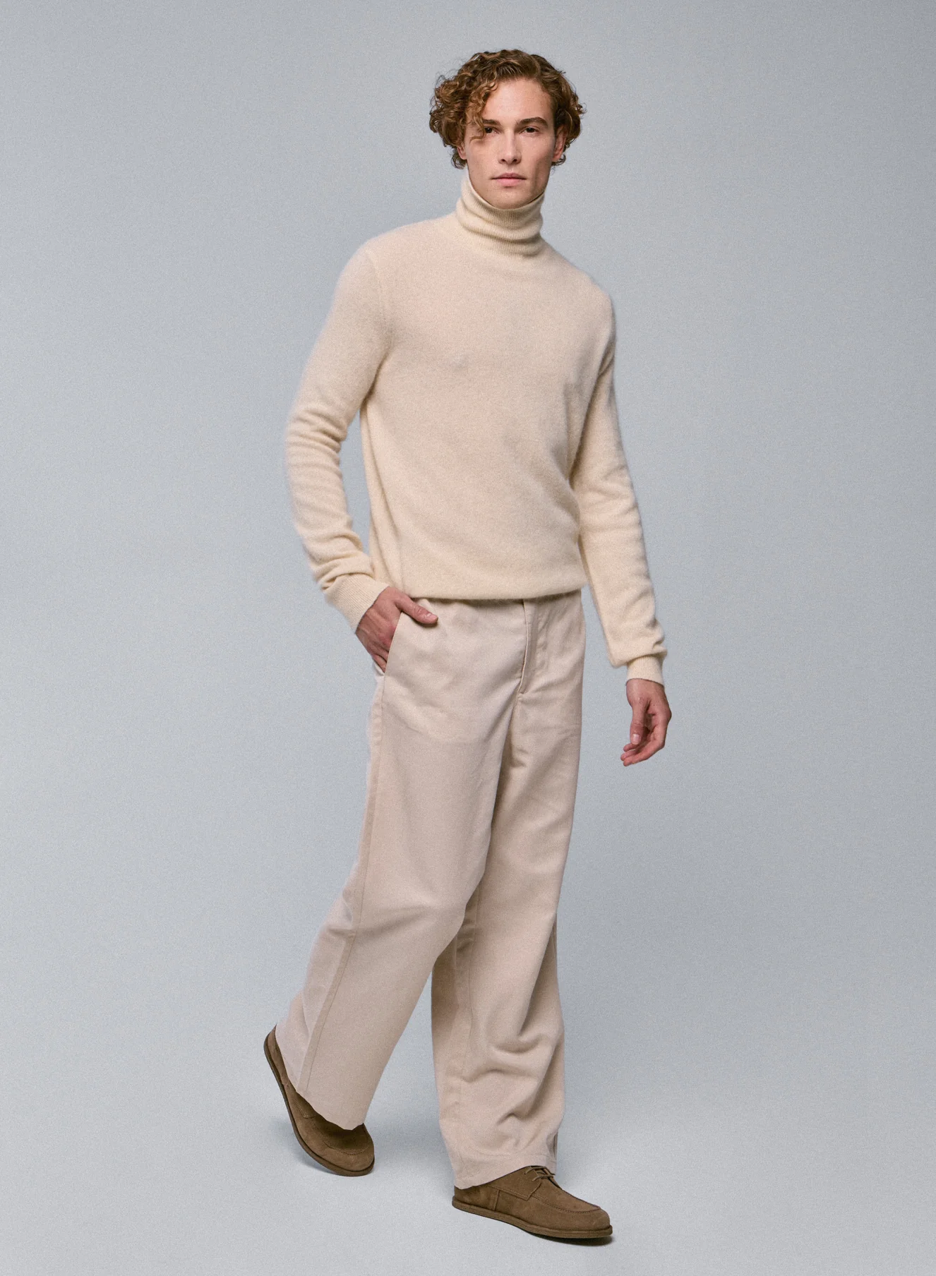 Pull Milk Col Roulé Manches Longues en Raccon wool / Polyamide - Image 4