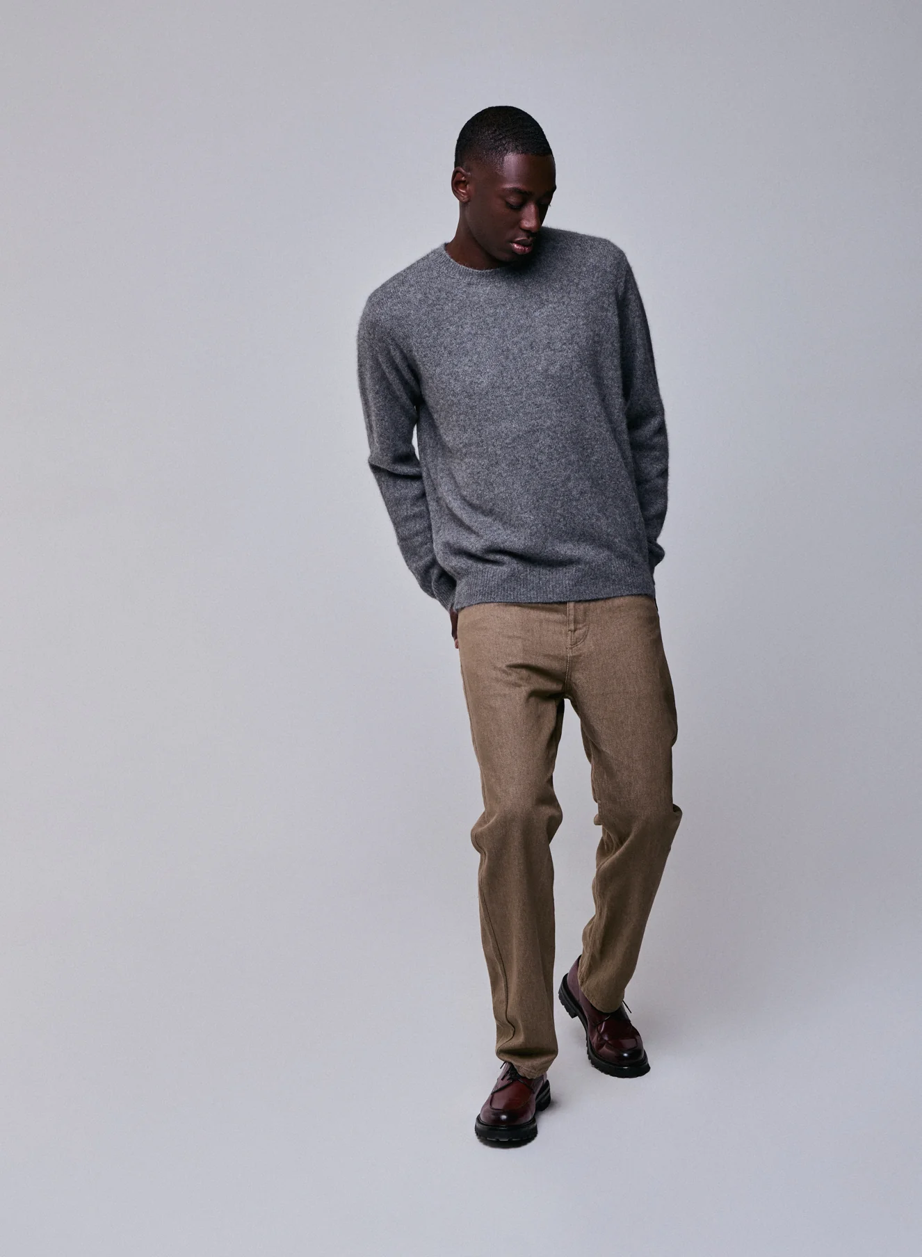 Pull Gris Col Rond Manches Longues en Laine / Fox / Polyamide - Image 2