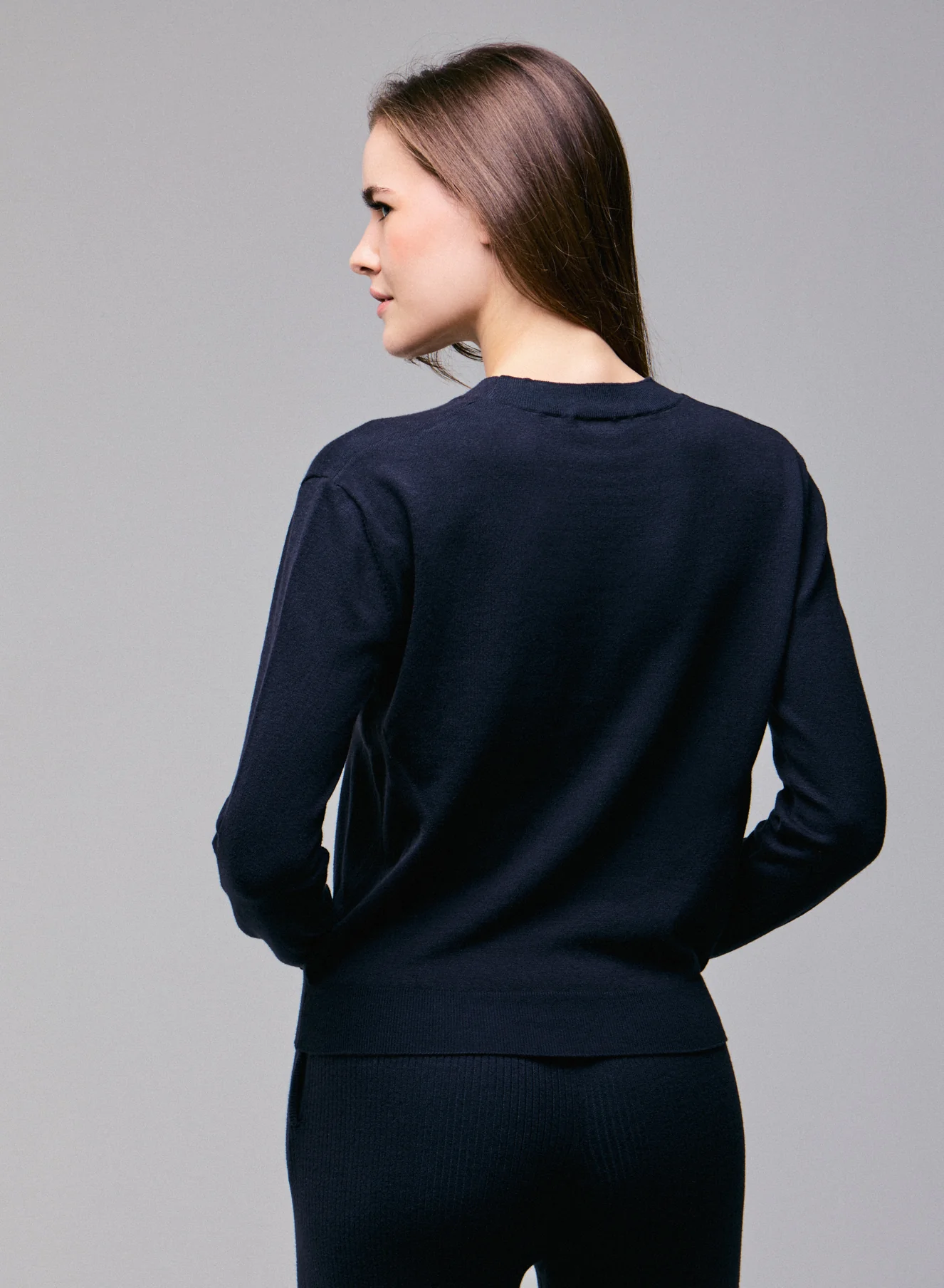 Pull Marine Col Rond Manches Longues en Coton organique / Elasthanne - Image 4