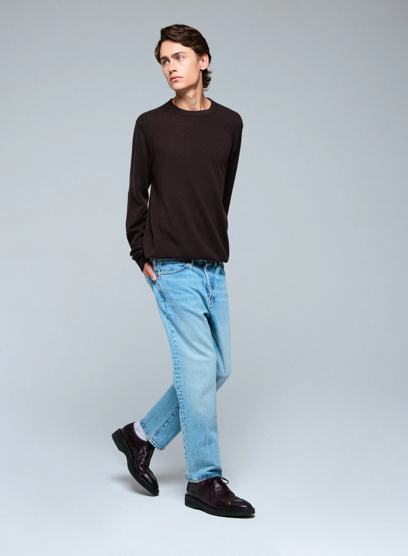 Pull Marron Col Rond Manches Longues en Cachemire - Image 2
