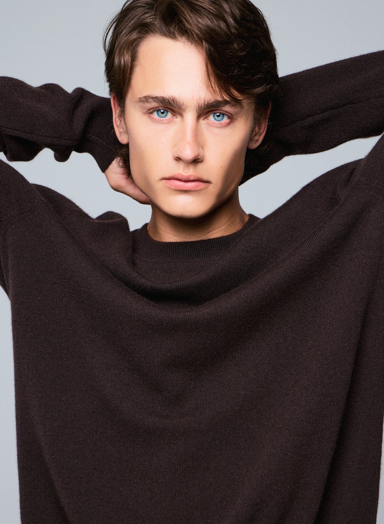 Pull Marron Col Rond Manches Longues en Cachemire - Image 3