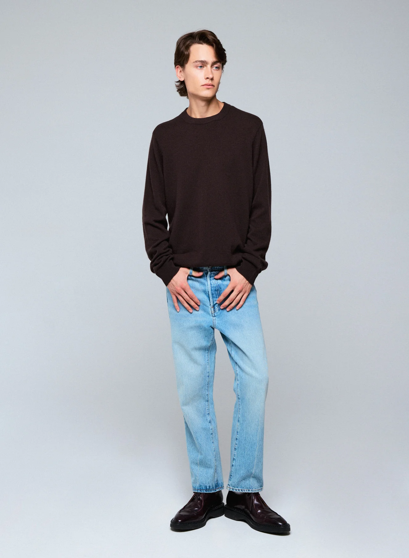 Pull Marron Col Rond Manches Longues en Cachemire - Image 4