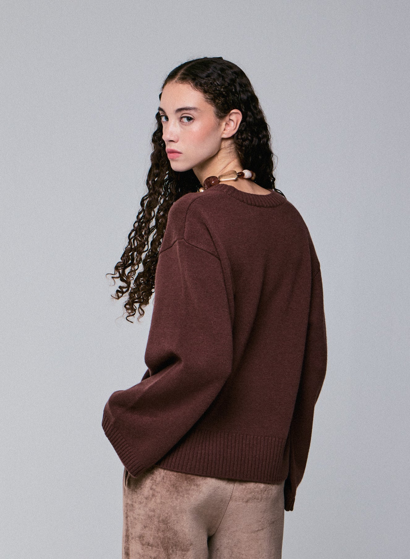 Pull Marron Col V Manches Longues en Laine merinos - Image 4