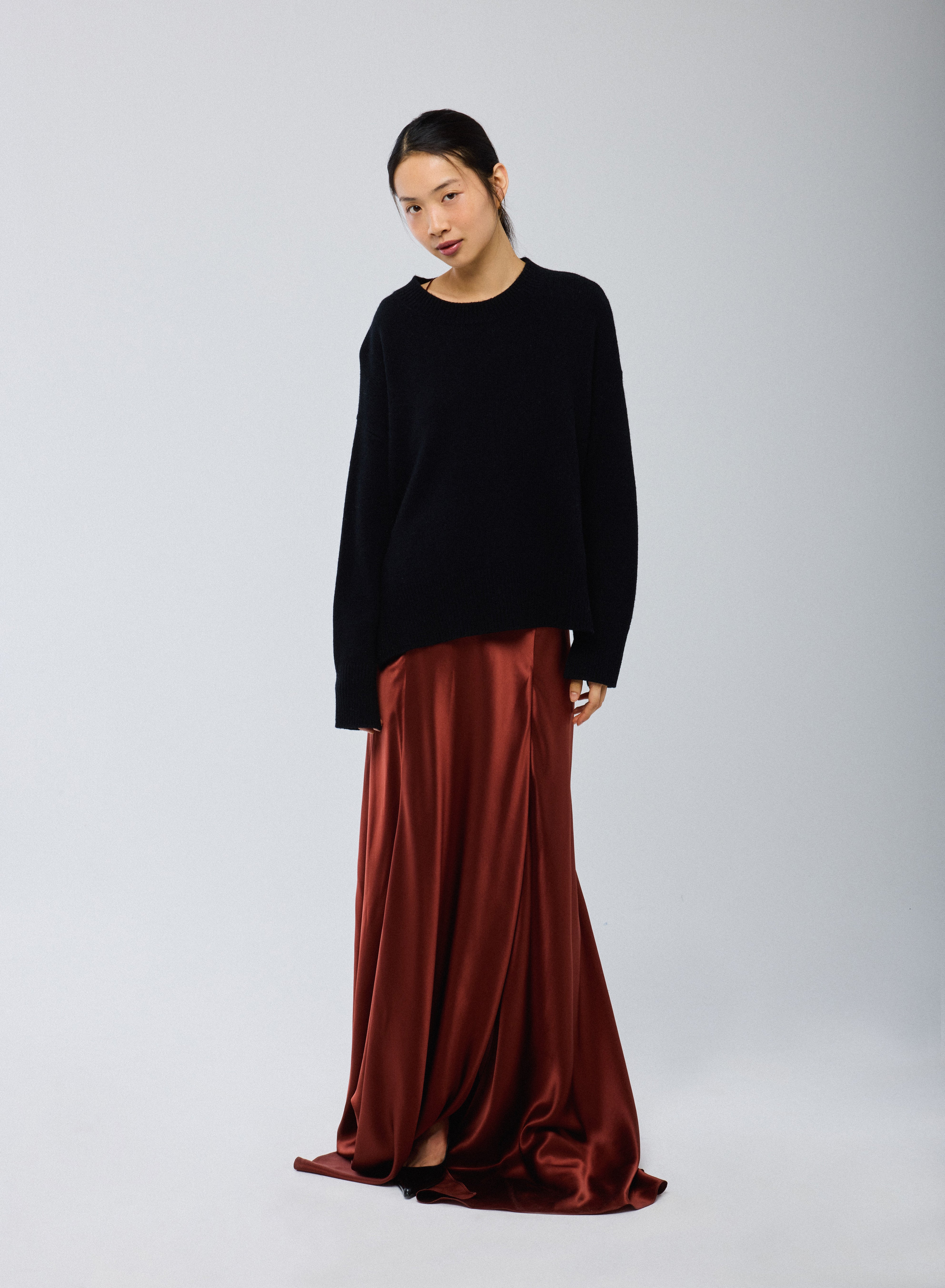 Pull Noir Col Rond Manches Longues en Laine / Cachemire - Image 2