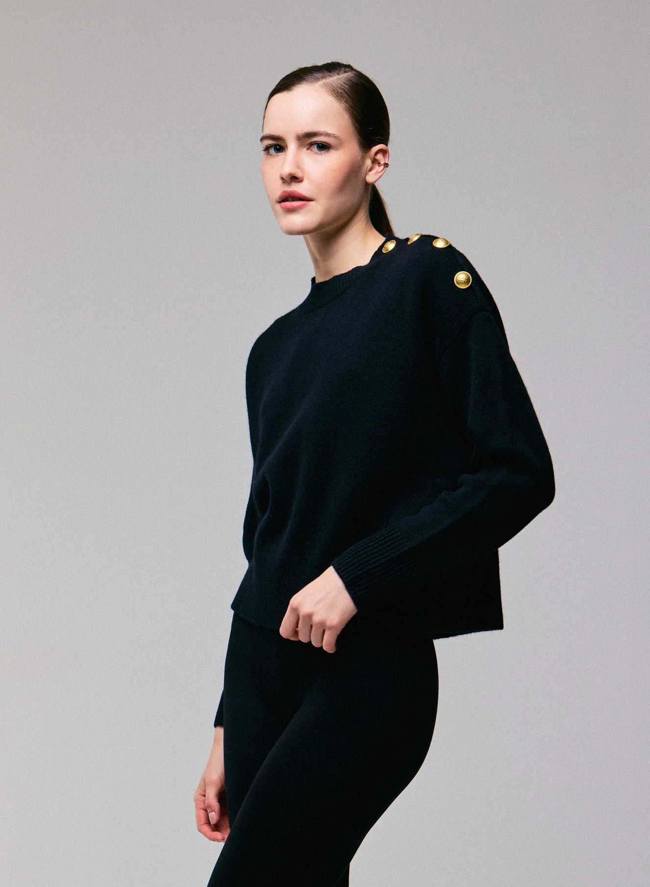 Pull Noir Col Rond Manches Longues en Laine / Cachemire