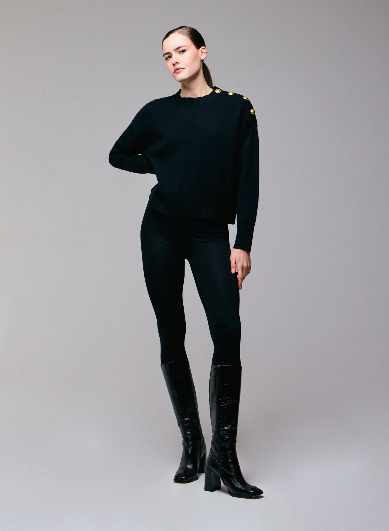 Pull Noir Col Rond Manches Longues en Laine / Cachemire - Image 3