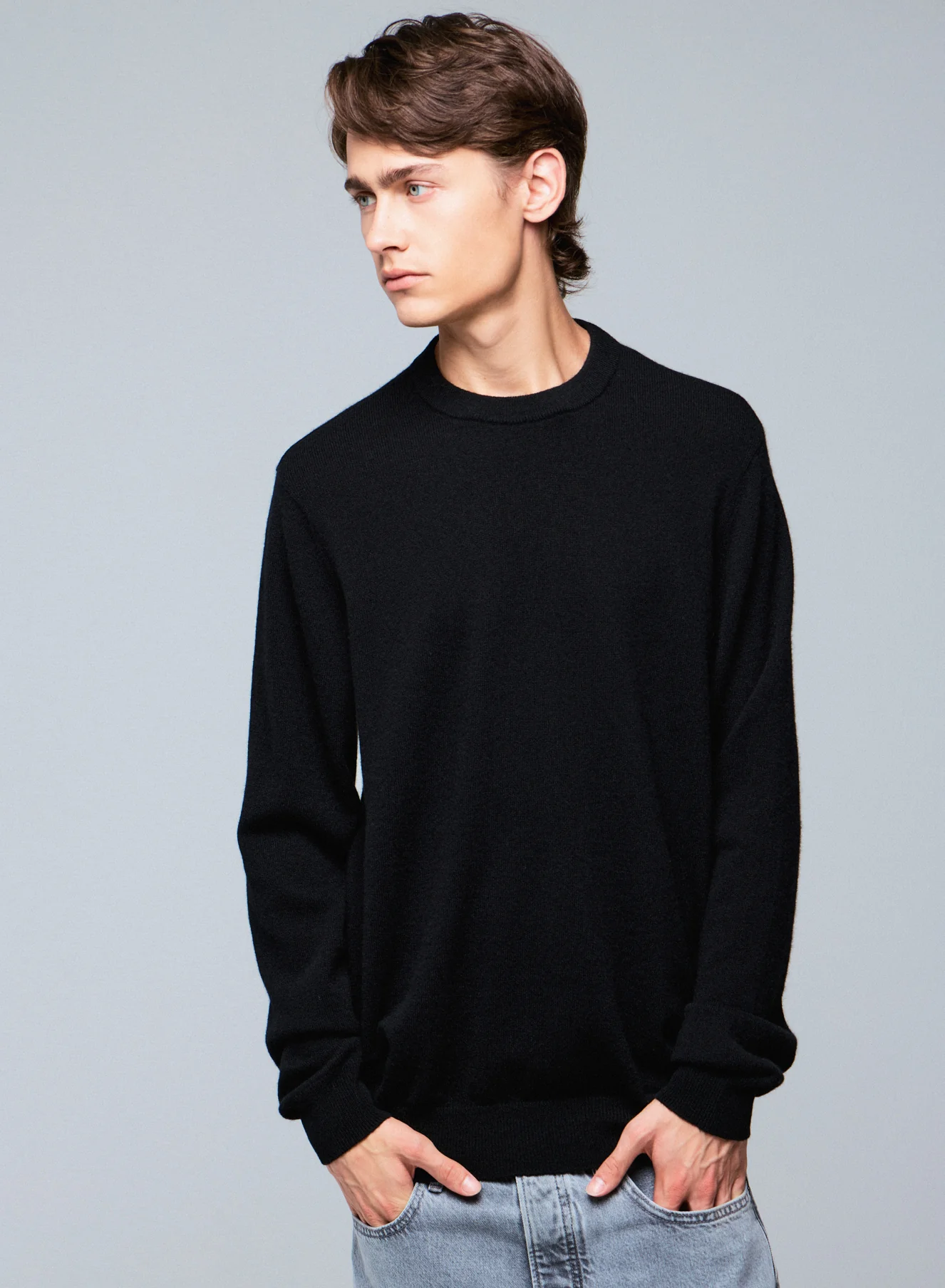Pull Noir Col Rond Manches Longues en Cachemire