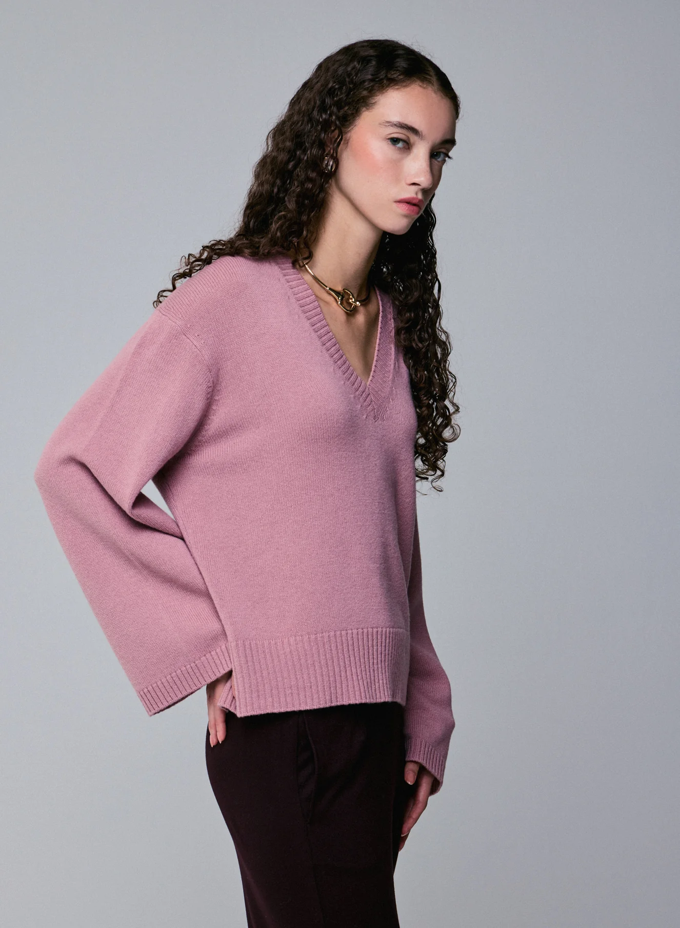 Pull Rose Col V Manches Longues en Laine merinos
