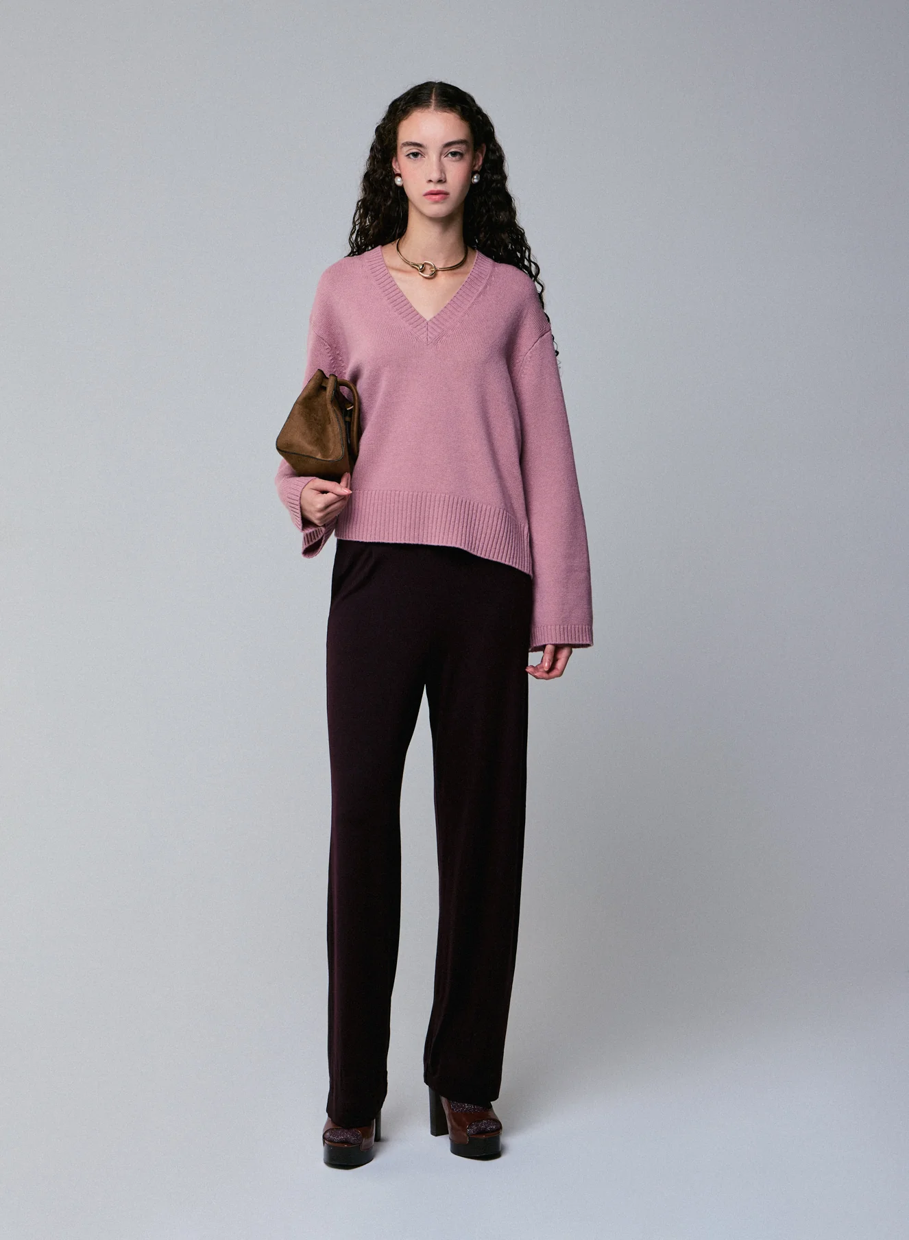 Pull Rose Col V Manches Longues en Laine merinos - Image 5