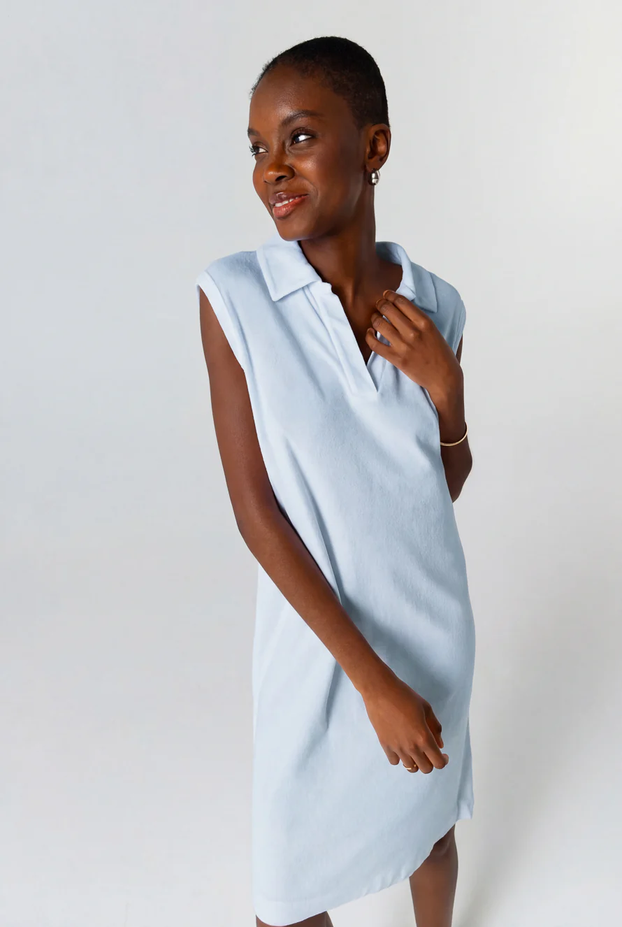 Robe Bleu Calanques Col Tunisien Sans Manches en Coton Organique / Polyamide - Image 3