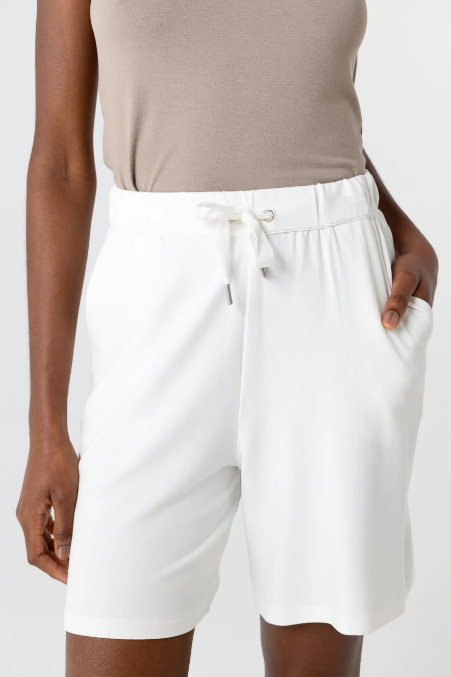 Shorts Crème en Viscose / Elasthanne - Image 2
