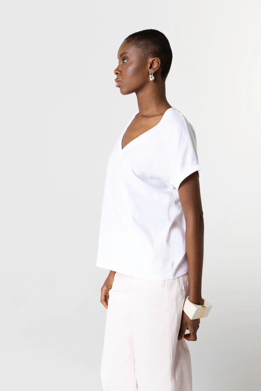 T-shirt Blanc Col V Manches Courtes en Coton Organique - Image 3