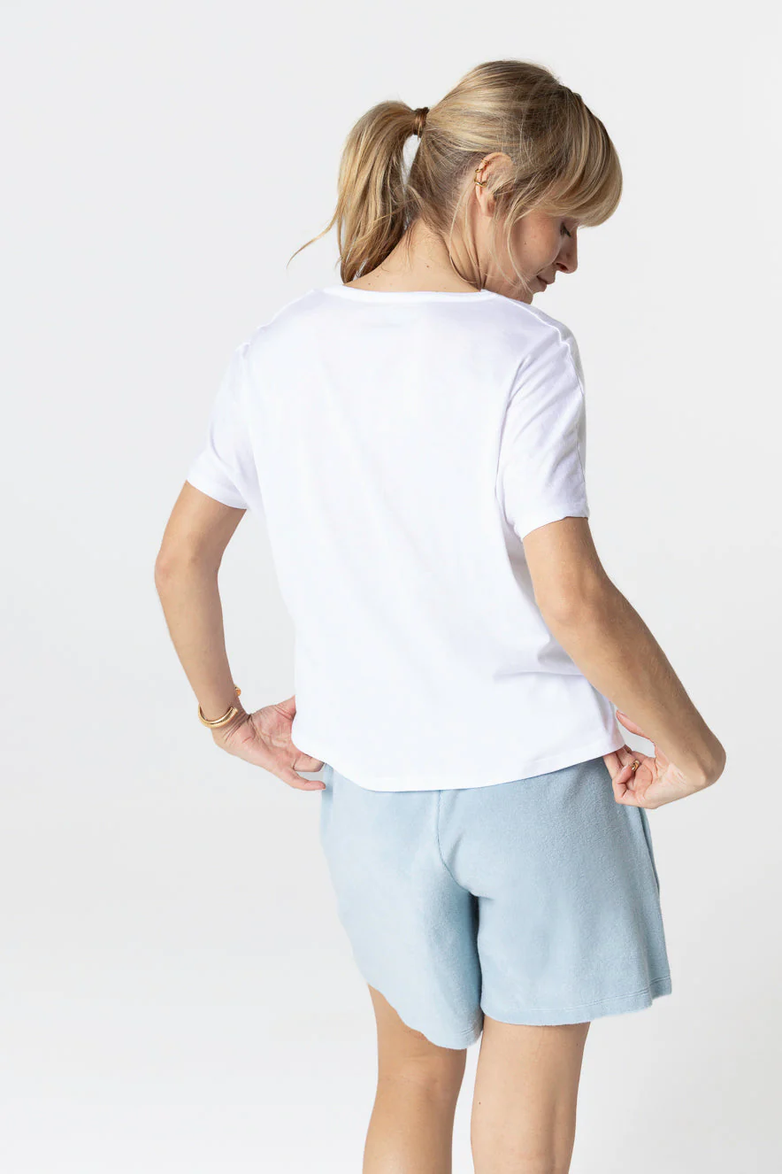 T-shirt Blanc Col V Manches Courtes en Coton Supima - Image 3