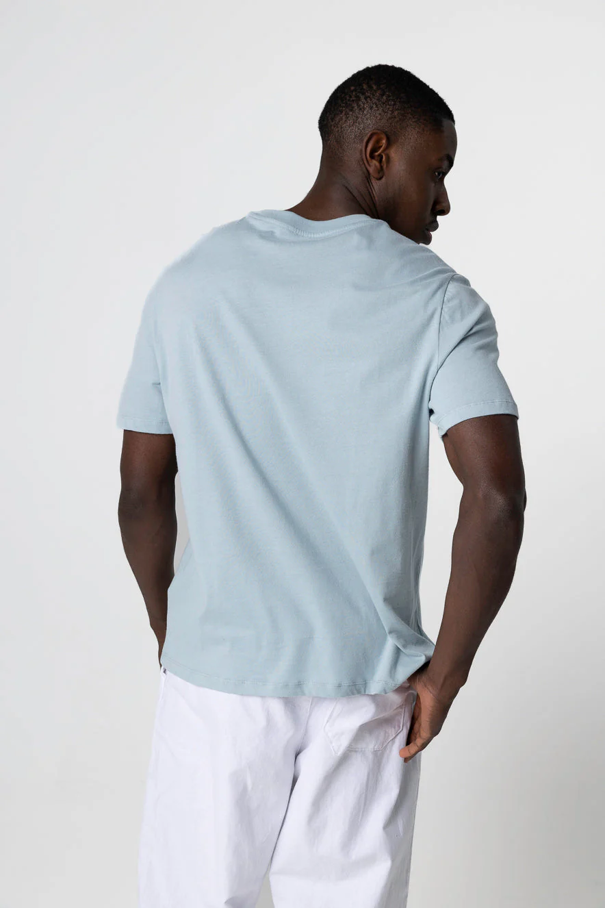 T-shirt Bleu Clair Col Rond Manches Courtes en Coton Organique - Image 3