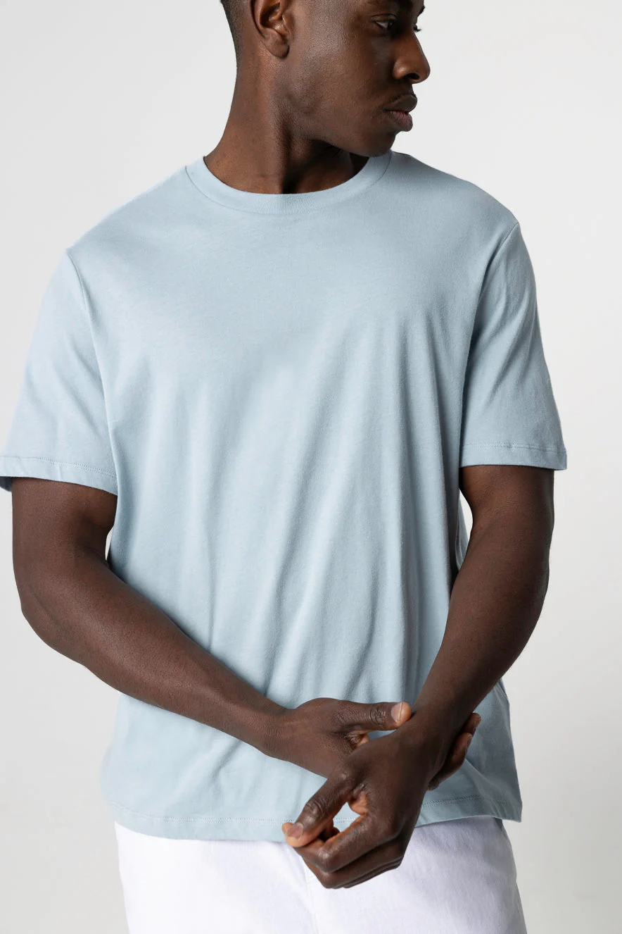 T-shirt Bleu Clair Col Rond Manches Courtes en Coton Organique - Image 4