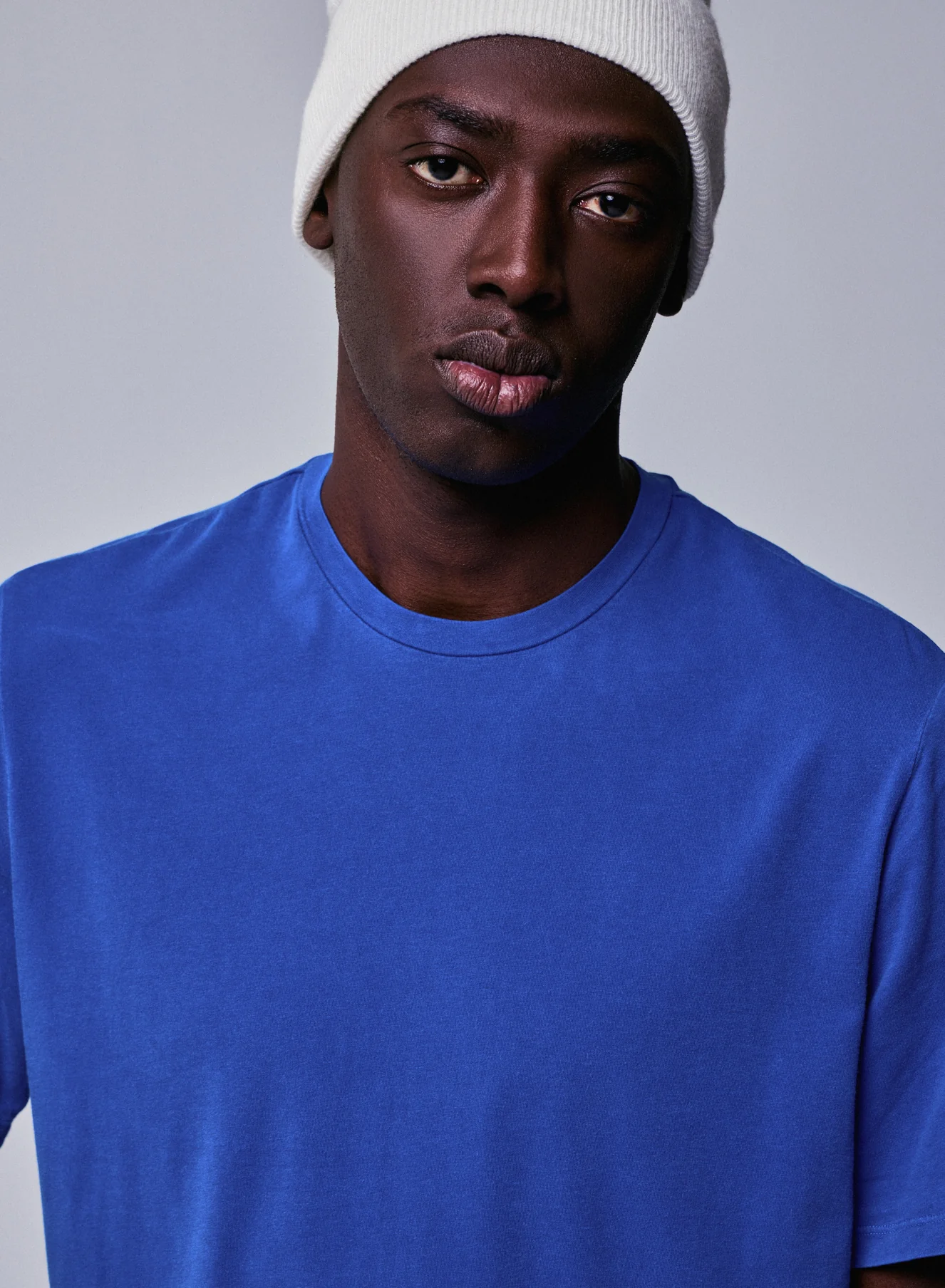 T-shirt Bleu Col Rond Manches Courtes en Coton organique / Elasthanne - Image 3