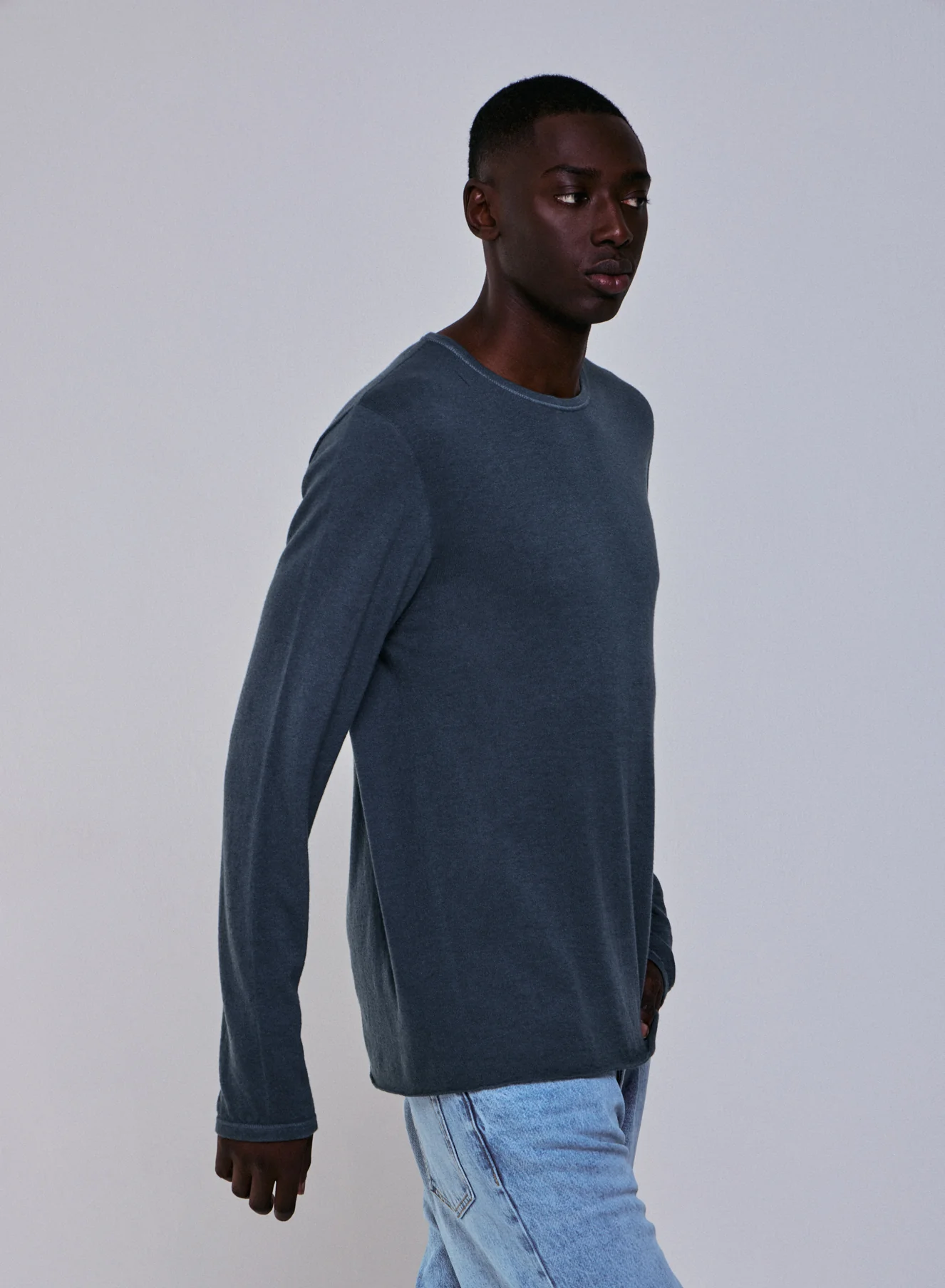 T-shirt Gris Col Rond Manches Longues en Cachemire - Image 4