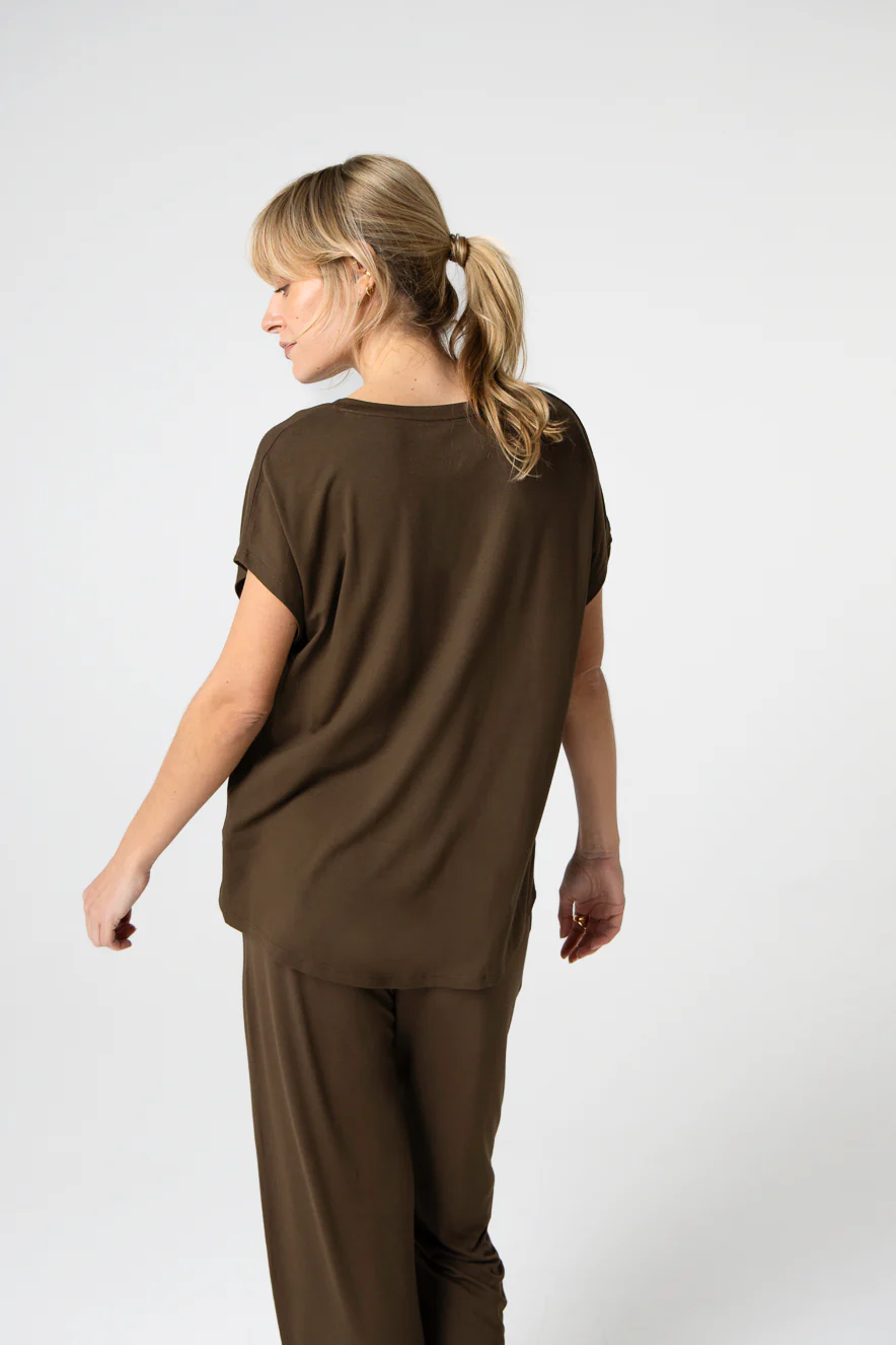 T-shirt Marron Foncé Col V Manches Courtes en Viscose / Elasthanne - Image 5