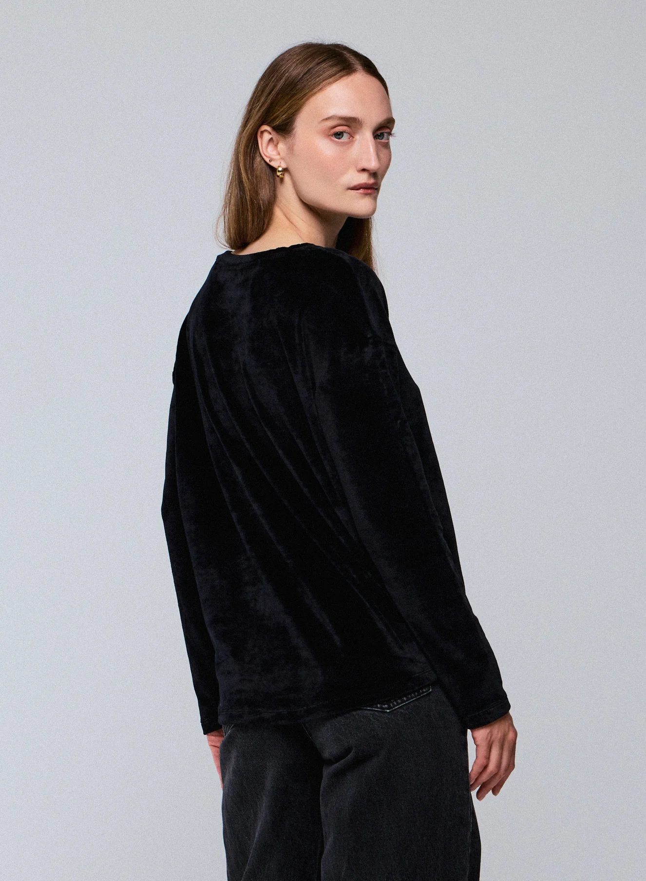 T-shirt Noir Col Bateau Manches Longues en Coton Organique / Modal / Elasthanne - Image 5
