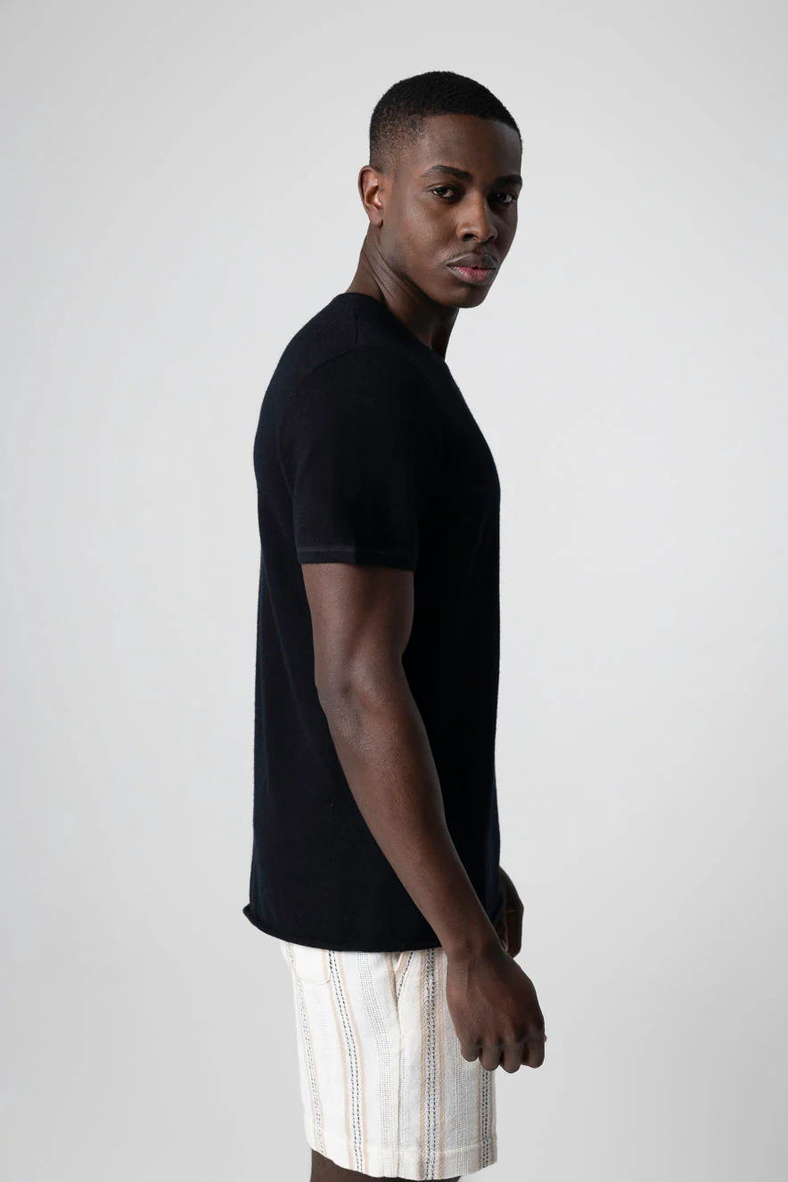 T-shirt Noir Col Rond Manches Courtes en Cachemire - Image 3