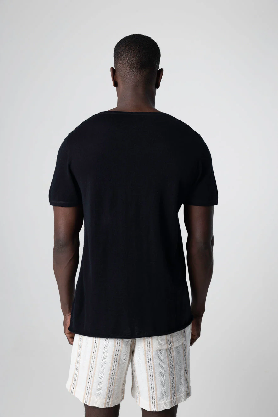 T-shirt Noir Col Rond Manches Courtes en Cachemire - Image 4