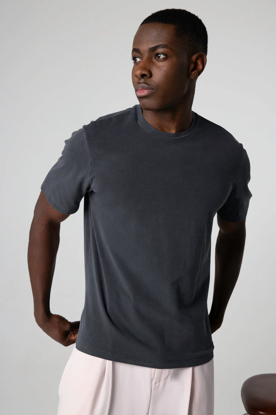 T-shirt Noir Col Rond Manches Courtes en Coton organique / Elasthanne - Image 2