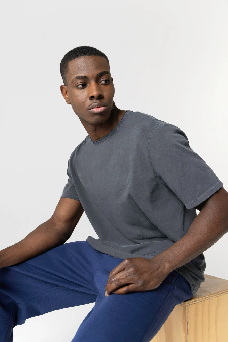 T-shirt Noir Col Rond Manches Courtes en Coton organique / Elasthanne