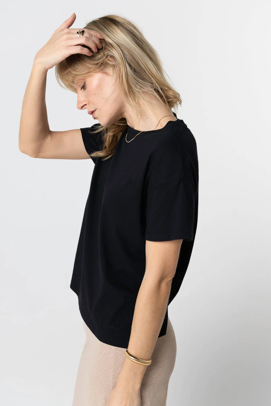 T-shirt Noir Col Rond Manches Courtes en Coton organique - Image 5