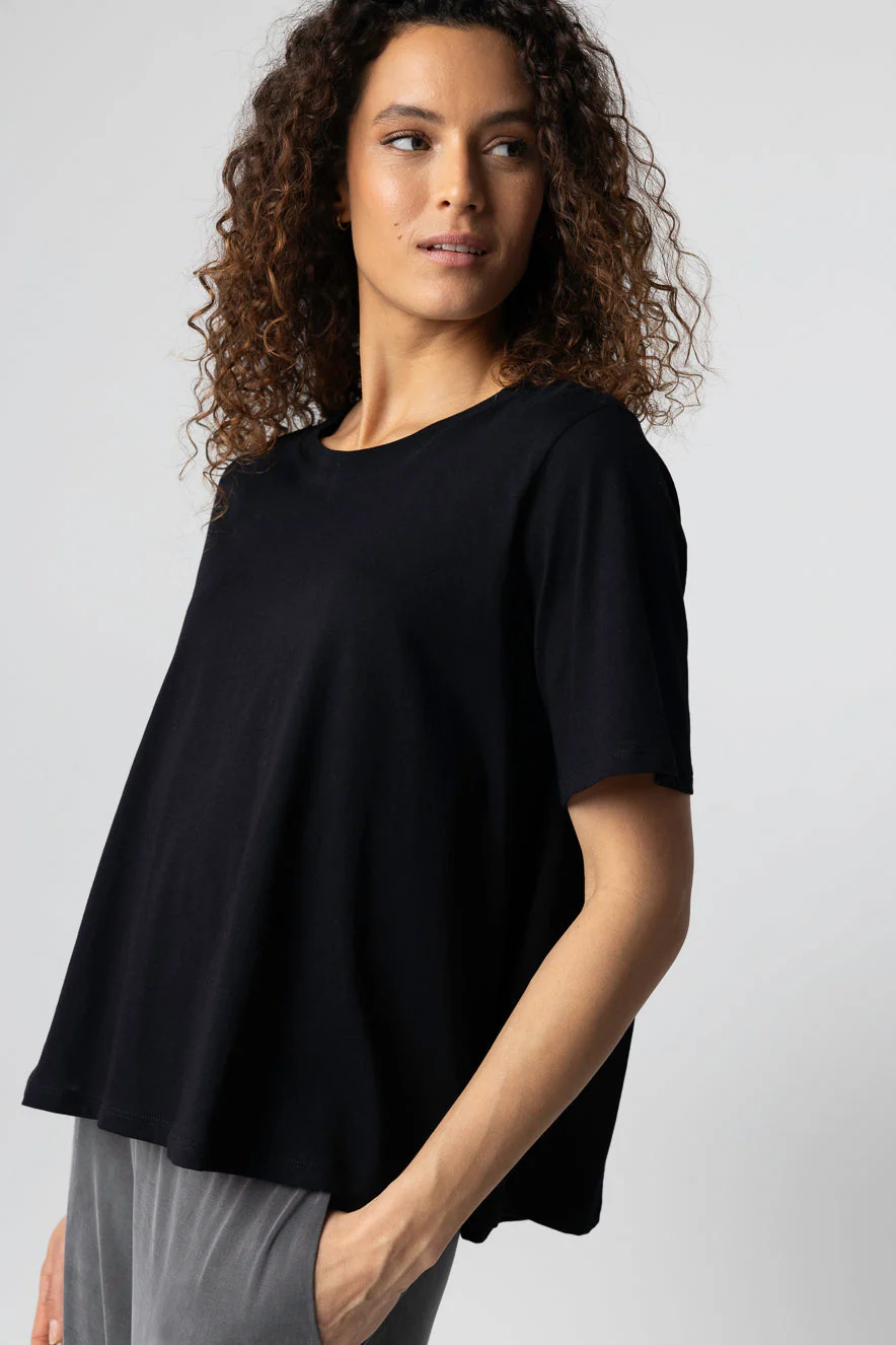 T-shirt Noir Col Rond Manches Courtes en Coton Supima - Image 3