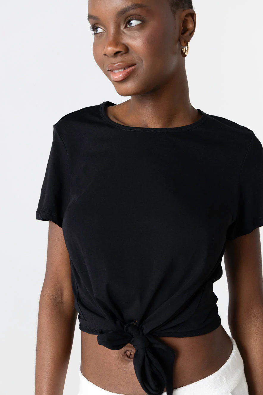 T-shirt Noir Col Rond Manches Courtes en Coton Supima - Image 3