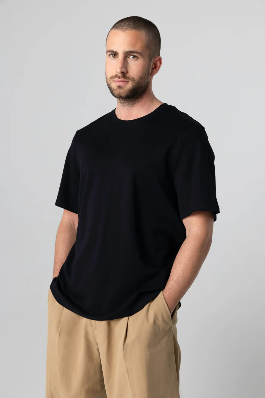 T-shirt Noir Col Rond Manches Courtes en Coton Supima