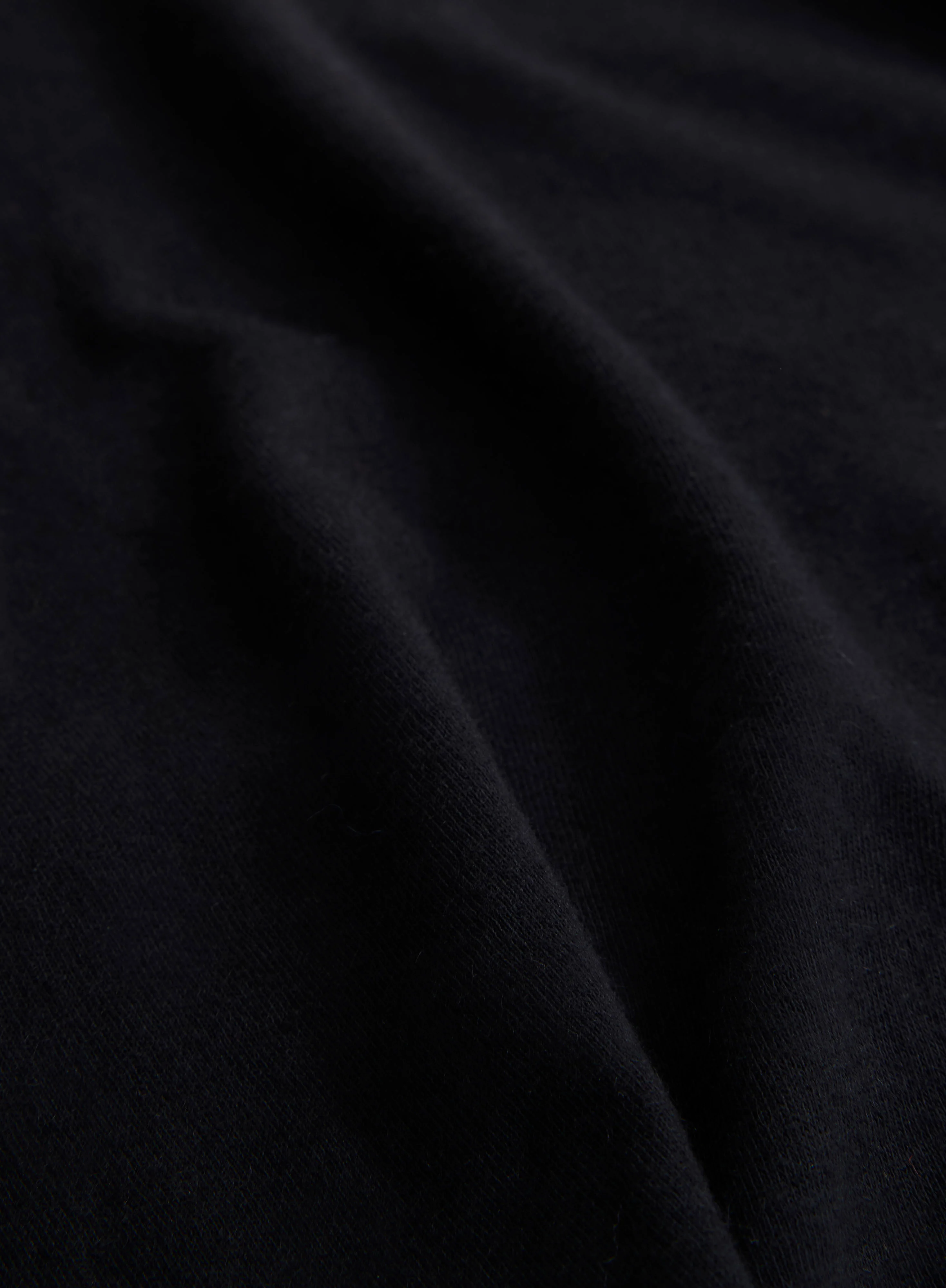 T-shirt Noir Col V Manches Longues en Coton et Cachemire - Image 5